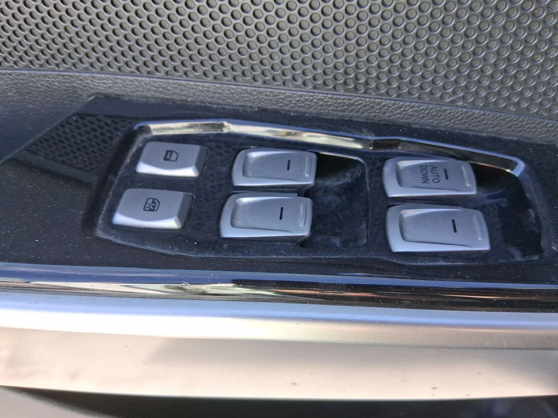 Mando Elevalunas Delantero Izquierdo para Ssangyong Tivoli