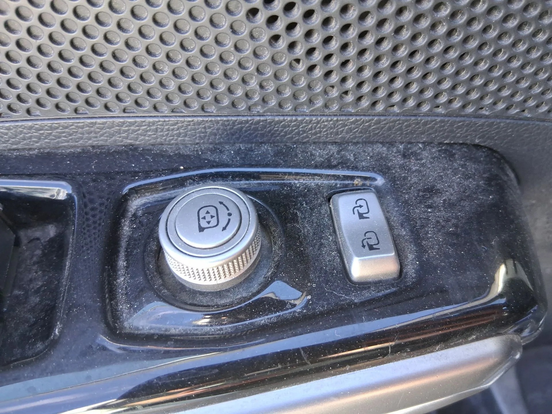 Mando Elevalunas Delantero Izquierdo para Ssangyong Tivoli