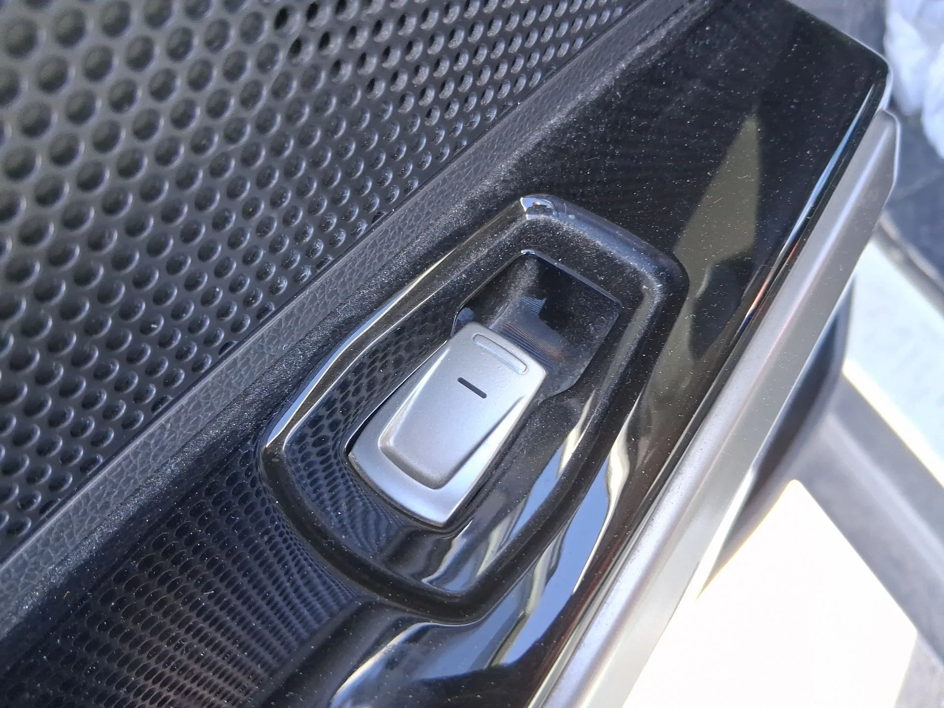 Mando Elevalunas Trasero Izquierdo para Ssangyong Tivoli