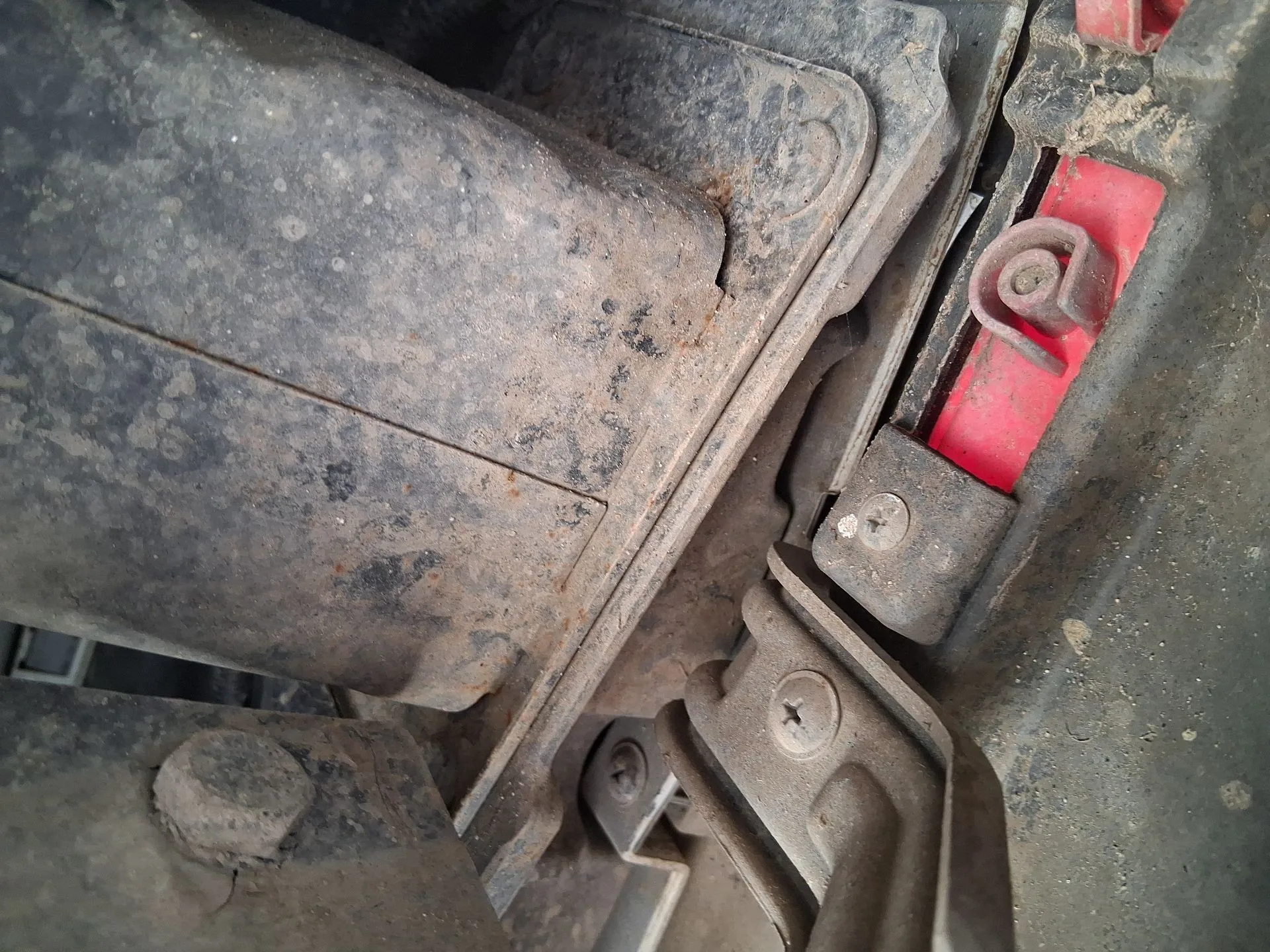 Refuerzo Paragolpes Trasero para Ssangyong Tivoli