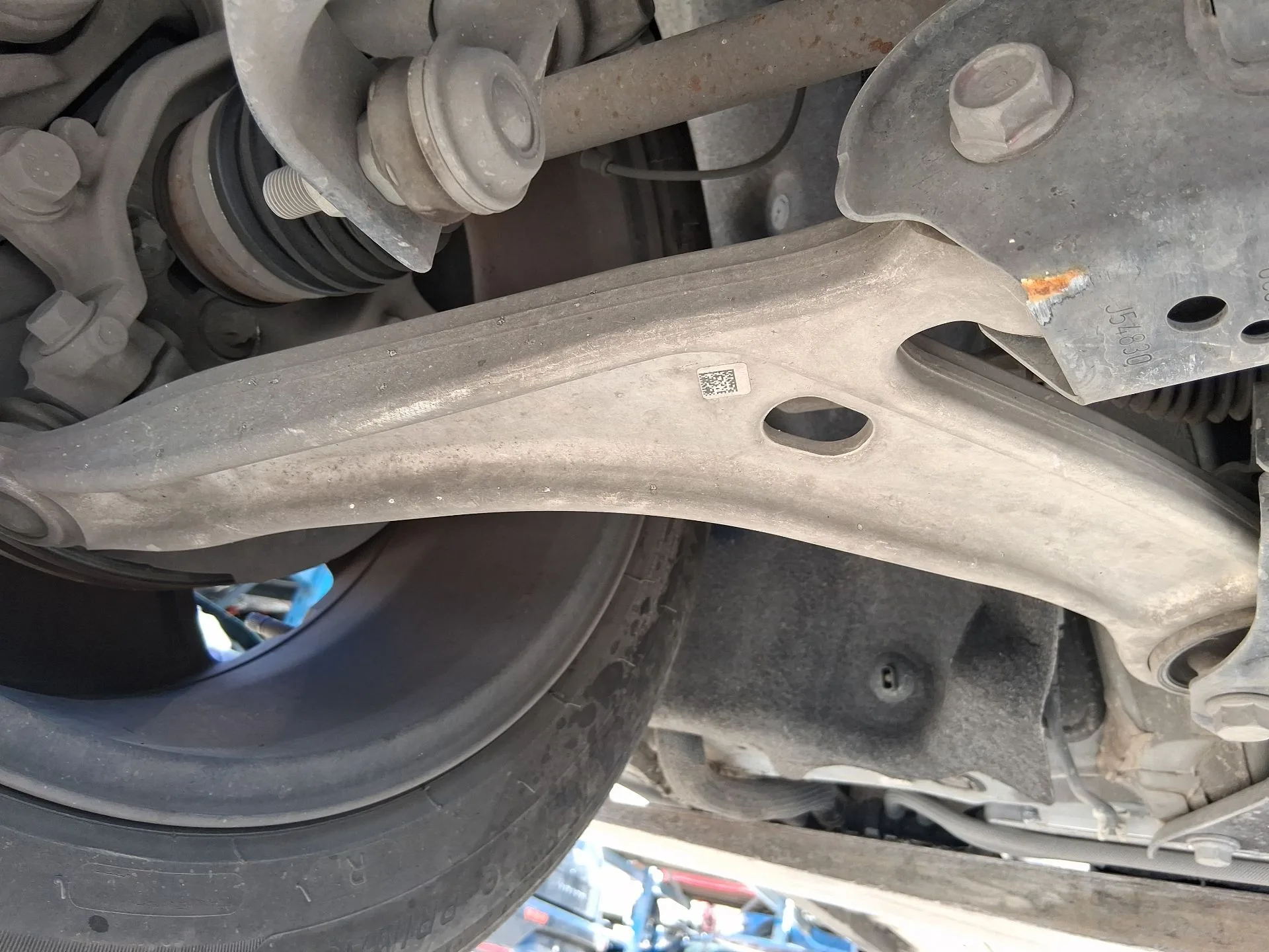 Brazo Suspension Inferior Delantero Derecho para Renault Megane E-Tech Suv