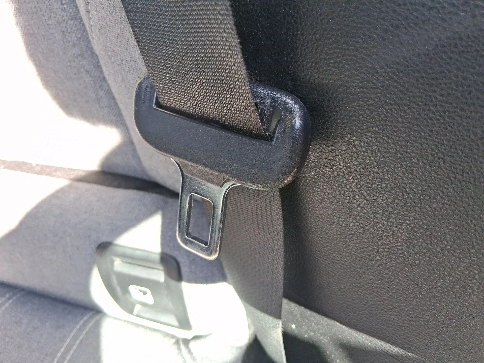 Cinturon Seguridad Trasero Izquierdo para Renault Megane E-Tech Suv