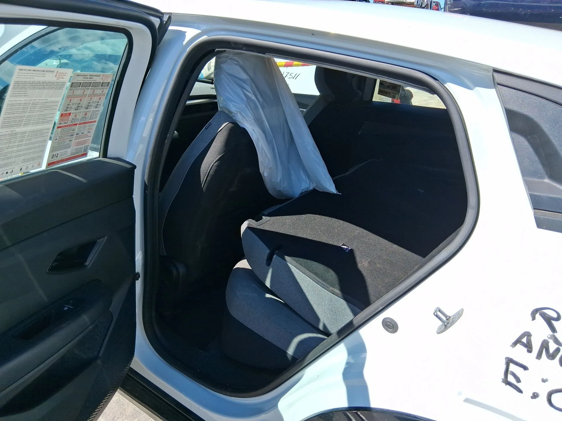 Goma Contorno Puerta Trasera Izquierda para Renault Megane E-Tech Suv