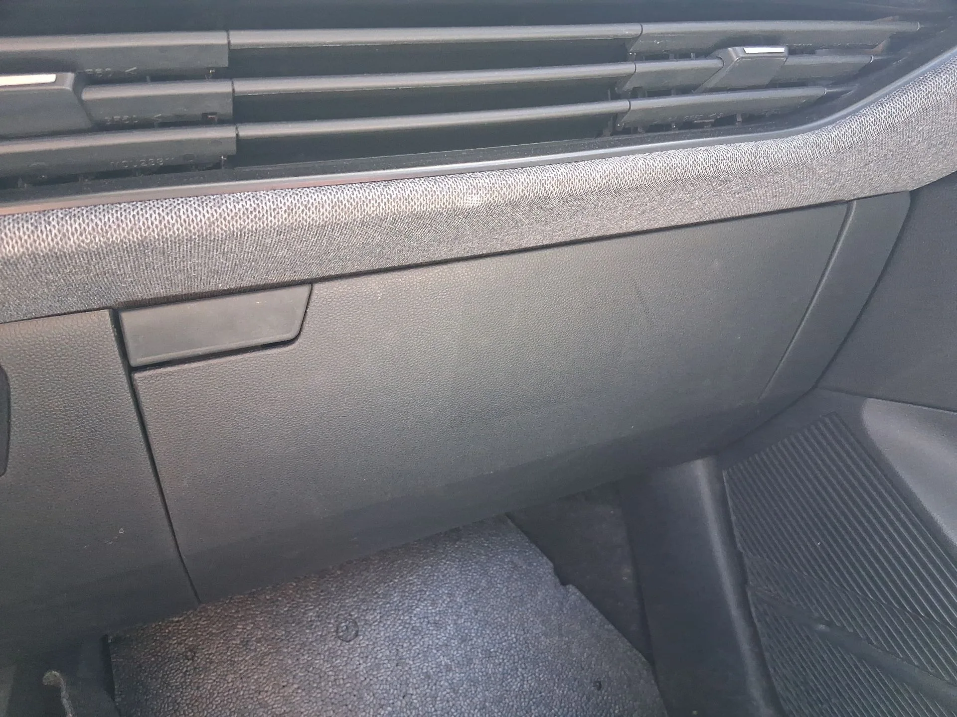 Guantera para Renault Megane E-Tech Suv