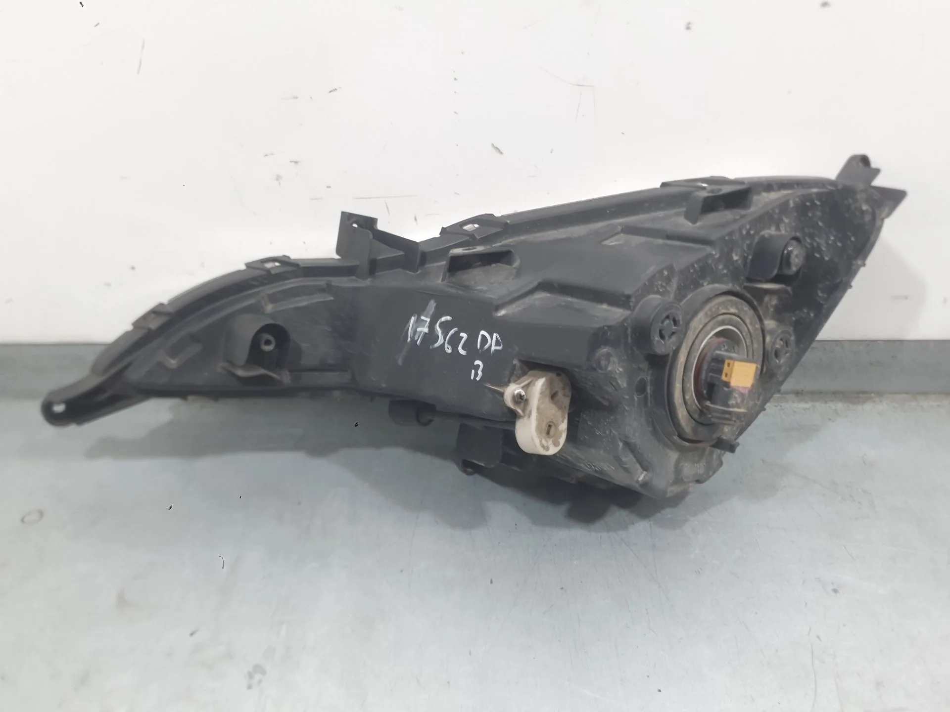 Faro Antiniebla Derecho para Hyundai I40 I (Vf)