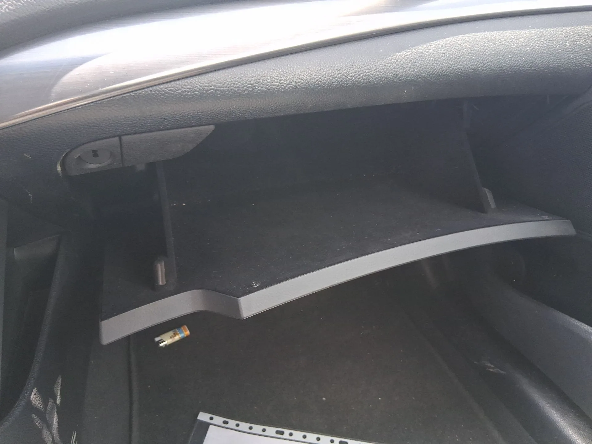 Guantera para Hyundai I40 I (Vf)