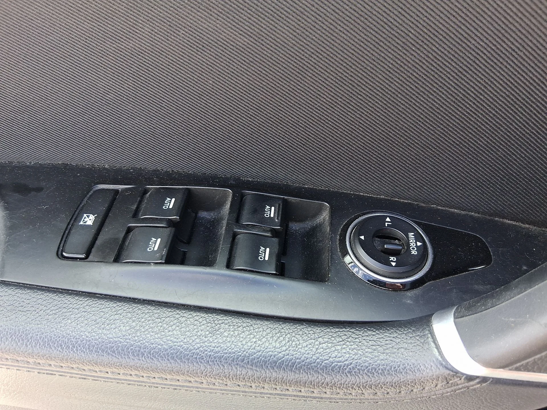 Mando Elevalunas Delantero Izquierdo para Hyundai I40 I (Vf)