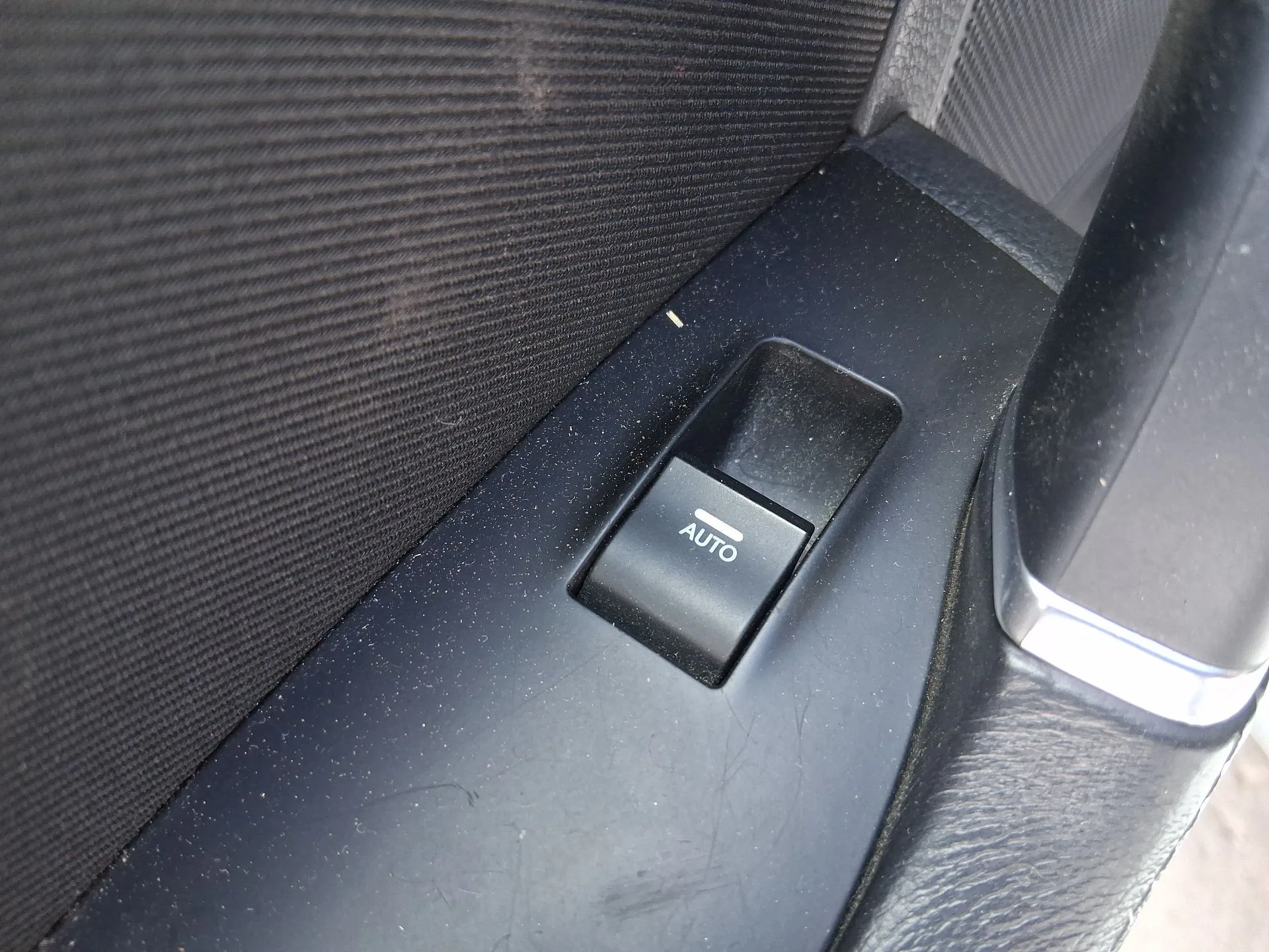Mando Elevalunas Trasero Izquierdo para Hyundai I40 I (Vf)
