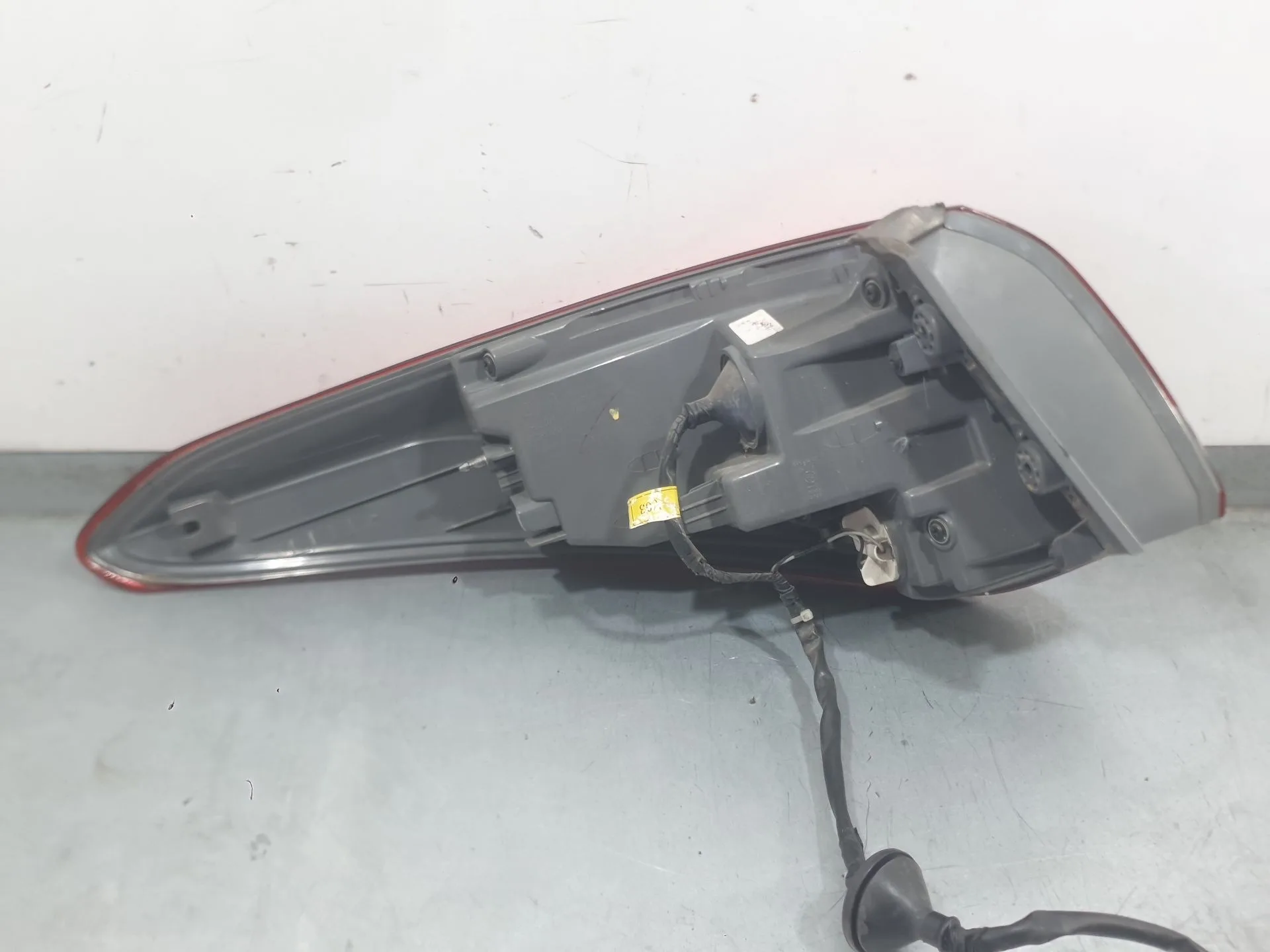 Piloto Trasero Derecho Exterior para Hyundai I40 I (Vf)