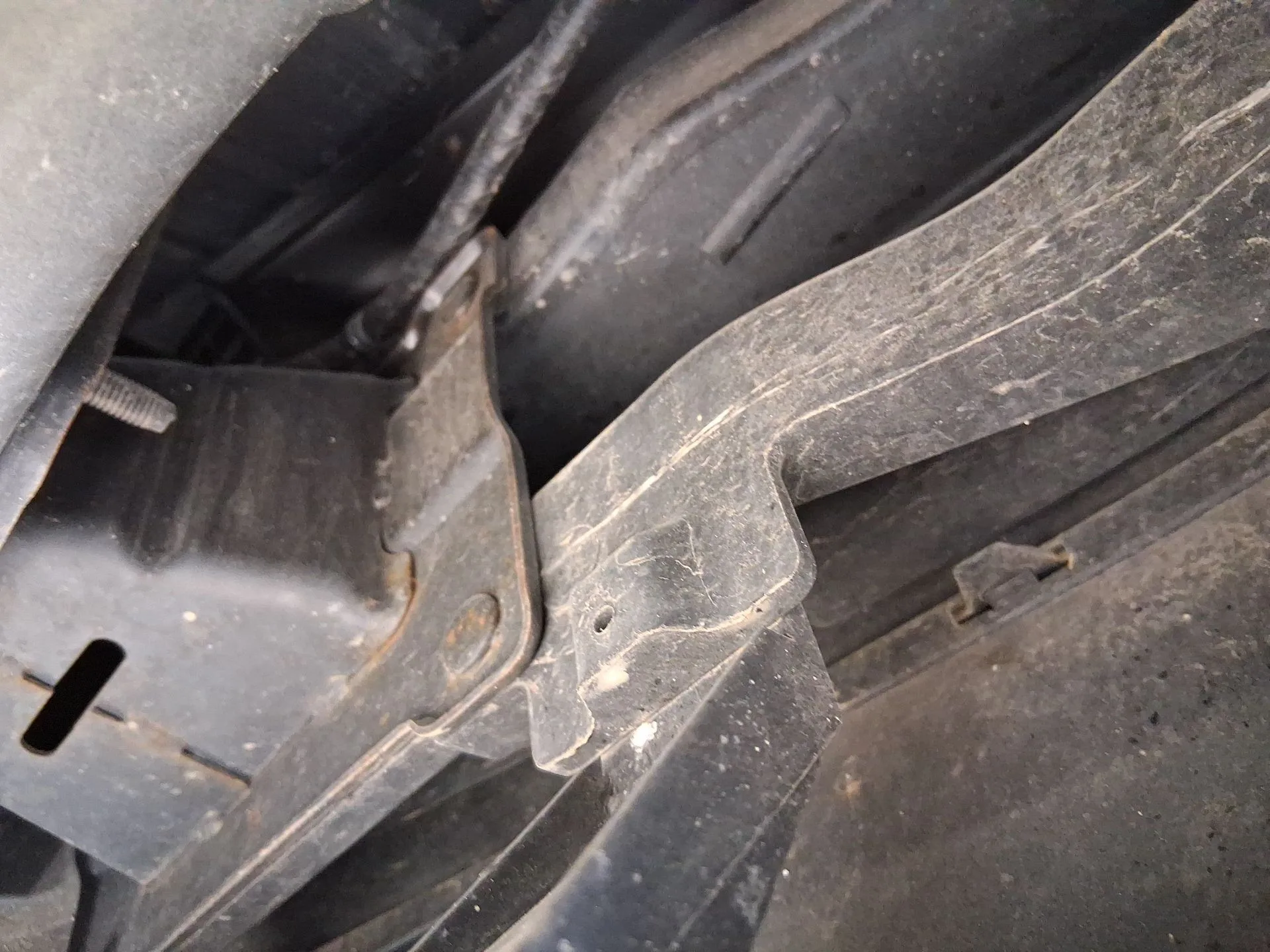 Refuerzo Paragolpes Trasero para Hyundai I40 I (Vf)