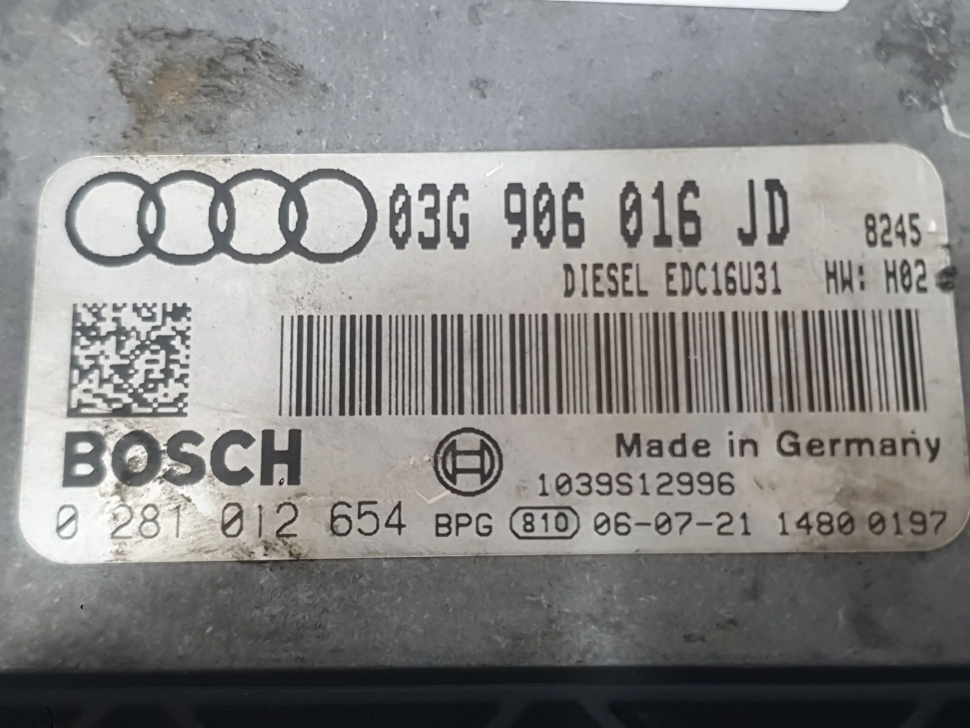 Centralita Motor Uce para Audi A4 B7 (8Ec)