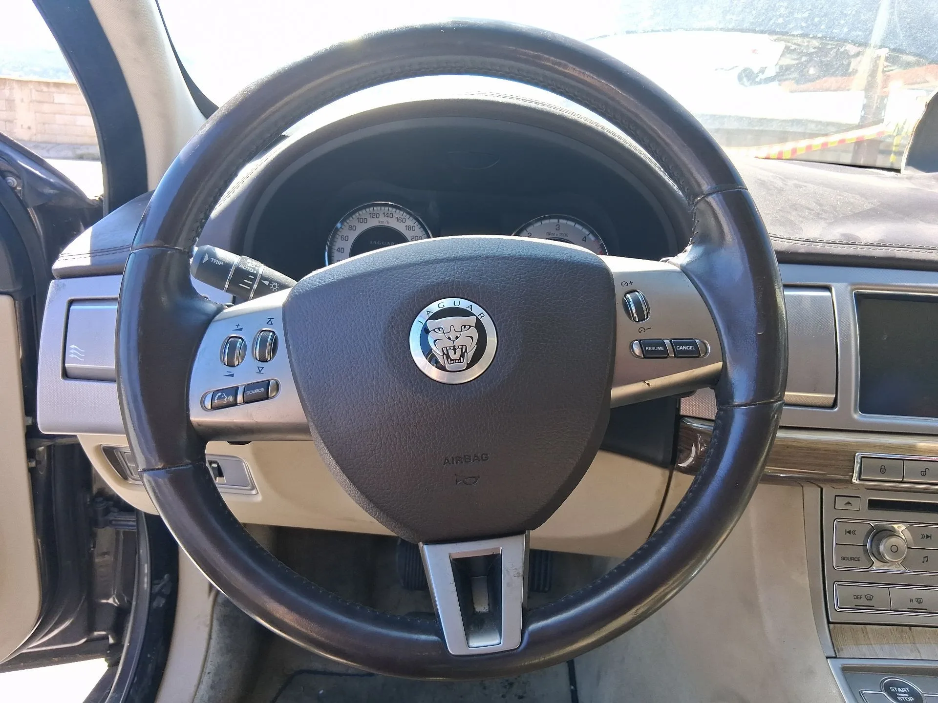 Volante para Jaguar Xf I (X250)