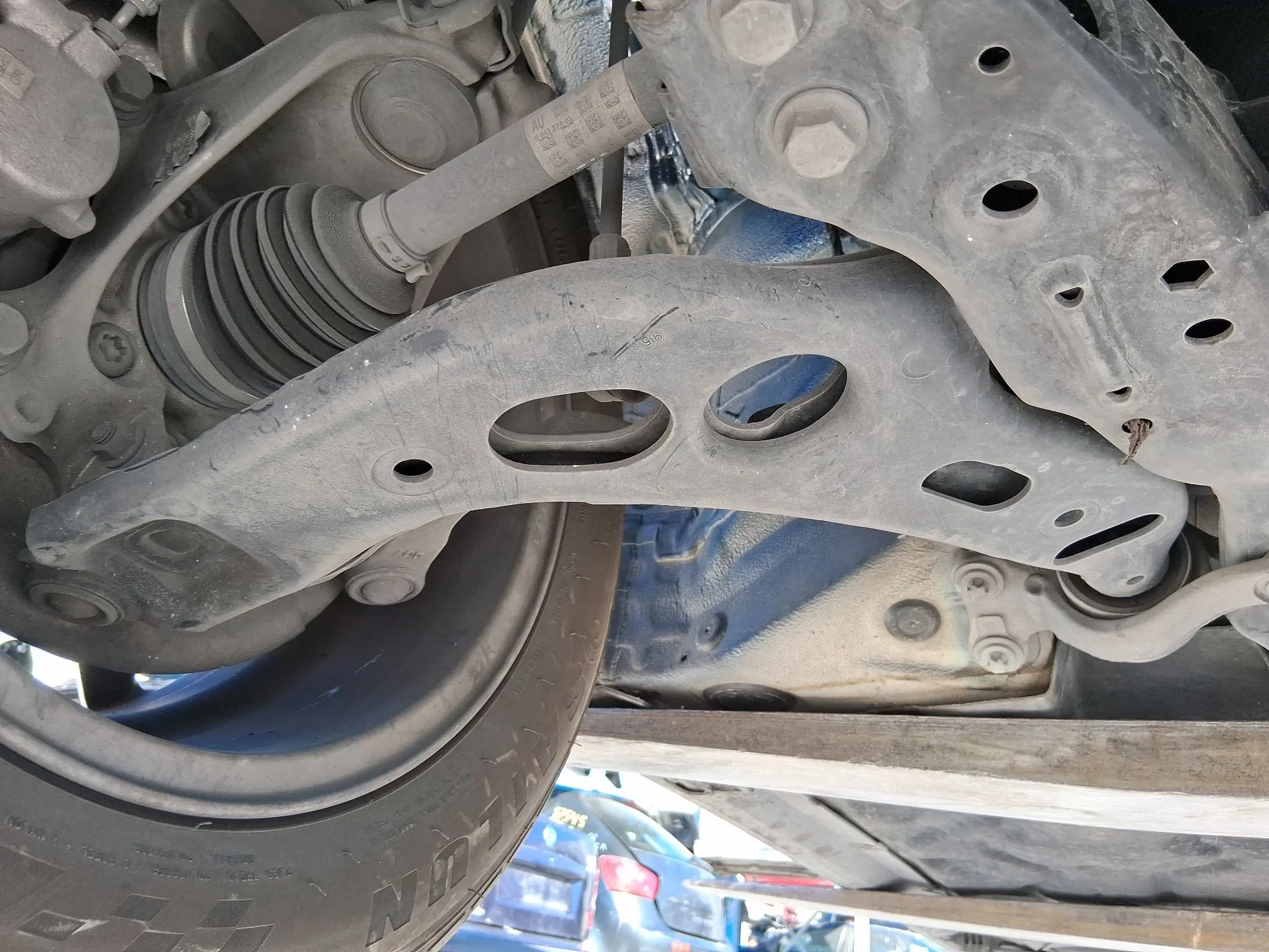 Brazo Suspension Inferior Delantero Derecho para Bmw 2 Active Tourer (F45)