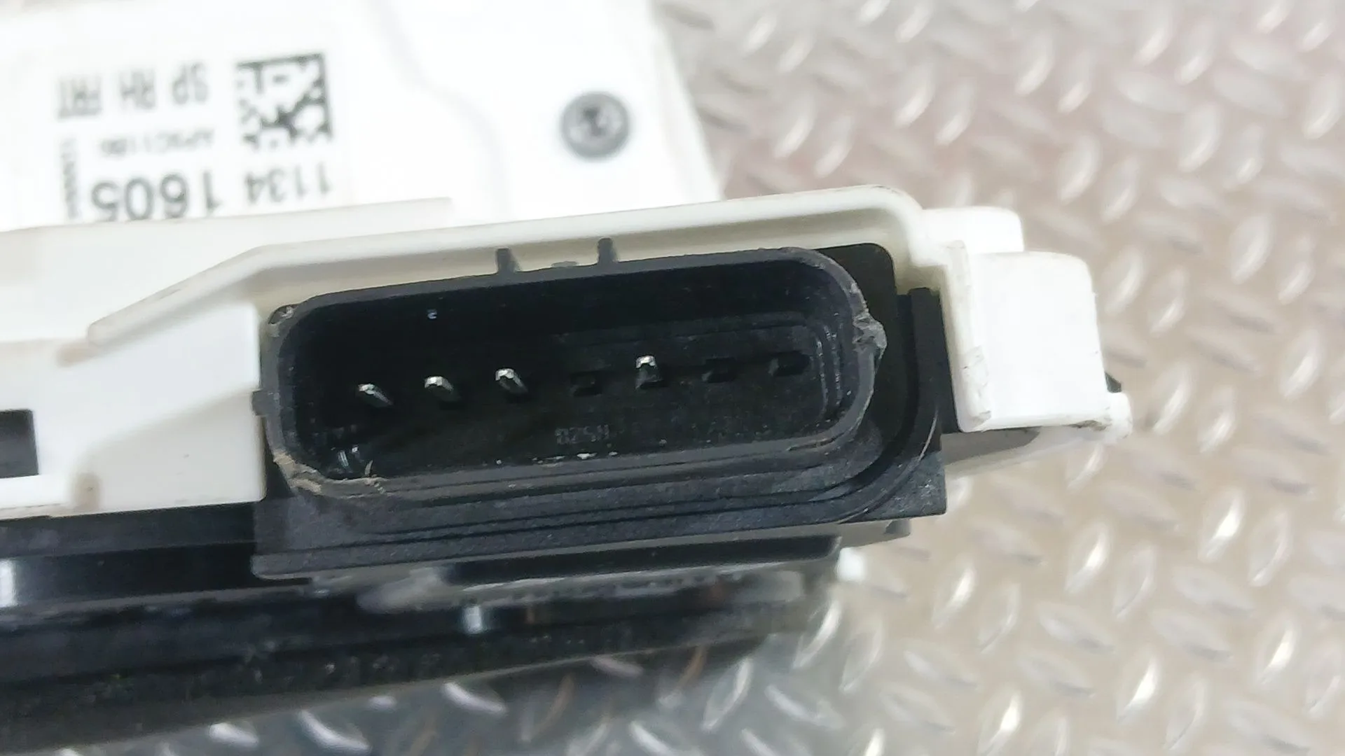 Cerradura Puerta Delantera Derecha para Mg Mg 3 (5Lfp)