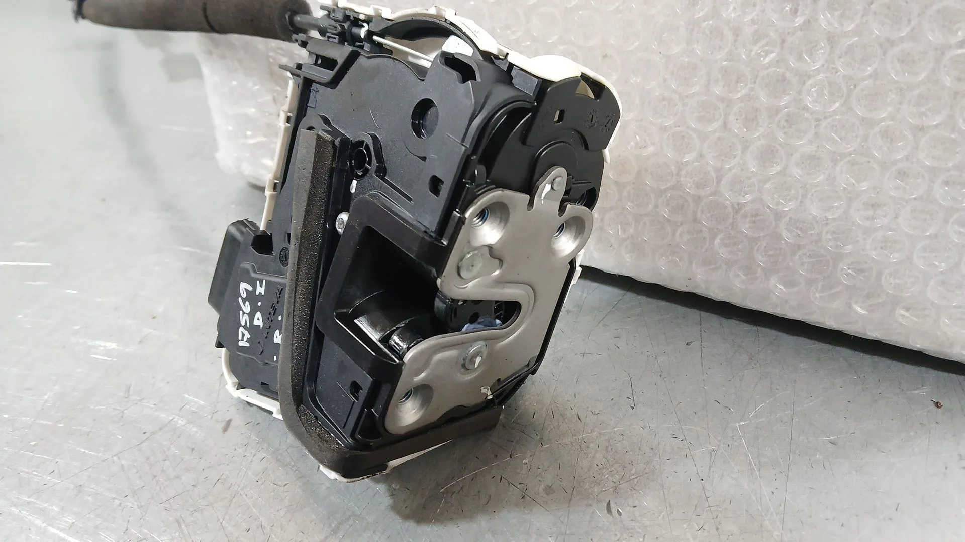 Cerradura Puerta Delantera Izquierda para Mg Mg 3 (5Lfp)