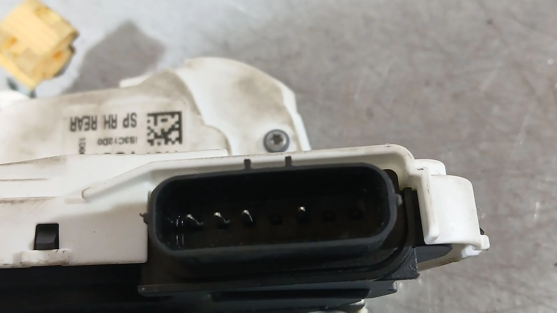 Cerradura Puerta Trasera Derecha para Mg Mg 3 (5Lfp)