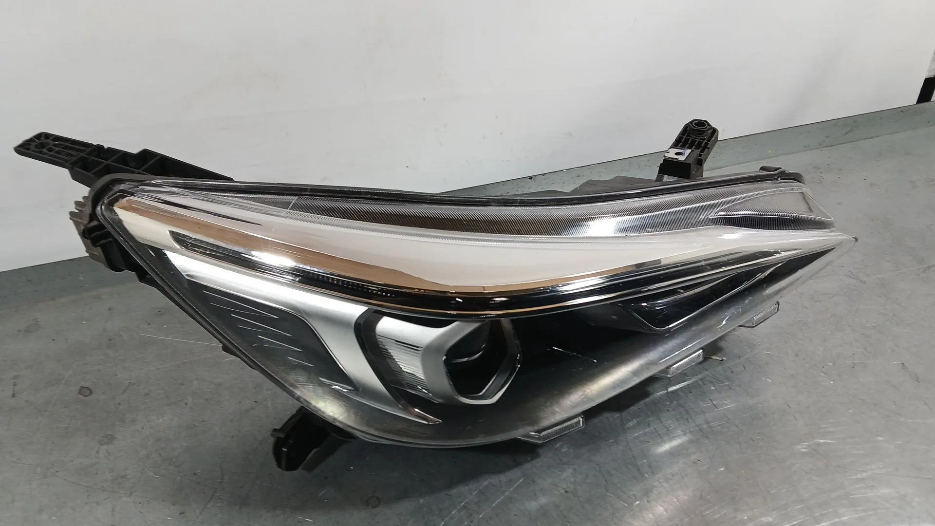 Faro Derecho para Mg Mg 3 (5Lfp)