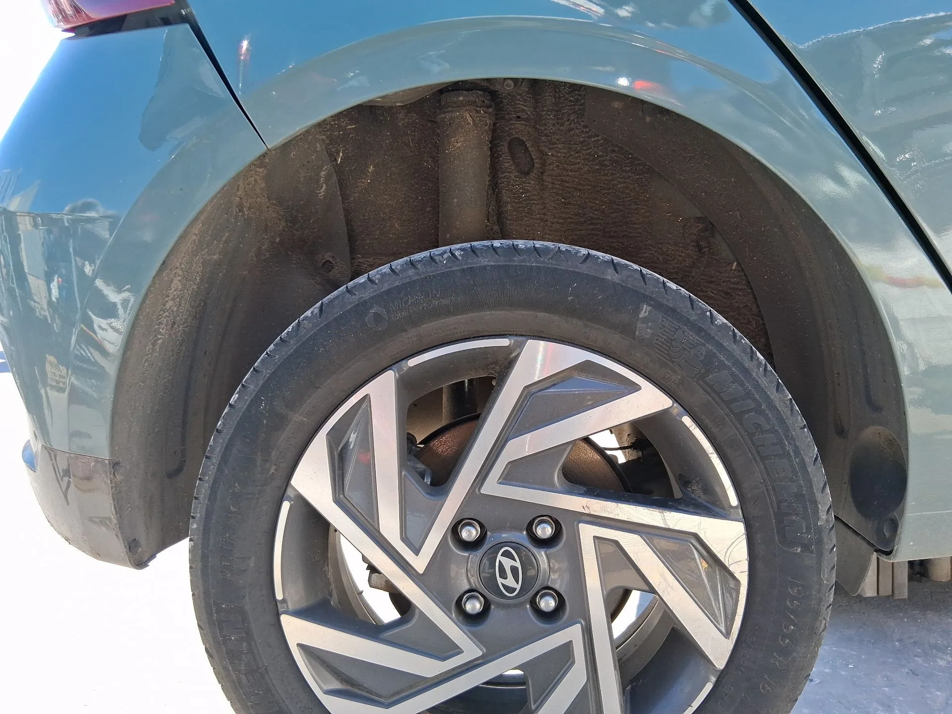 Plastico Pase Rueda Tras. Dch. para Hyundai I20 Iii (Bc3, Bi3)