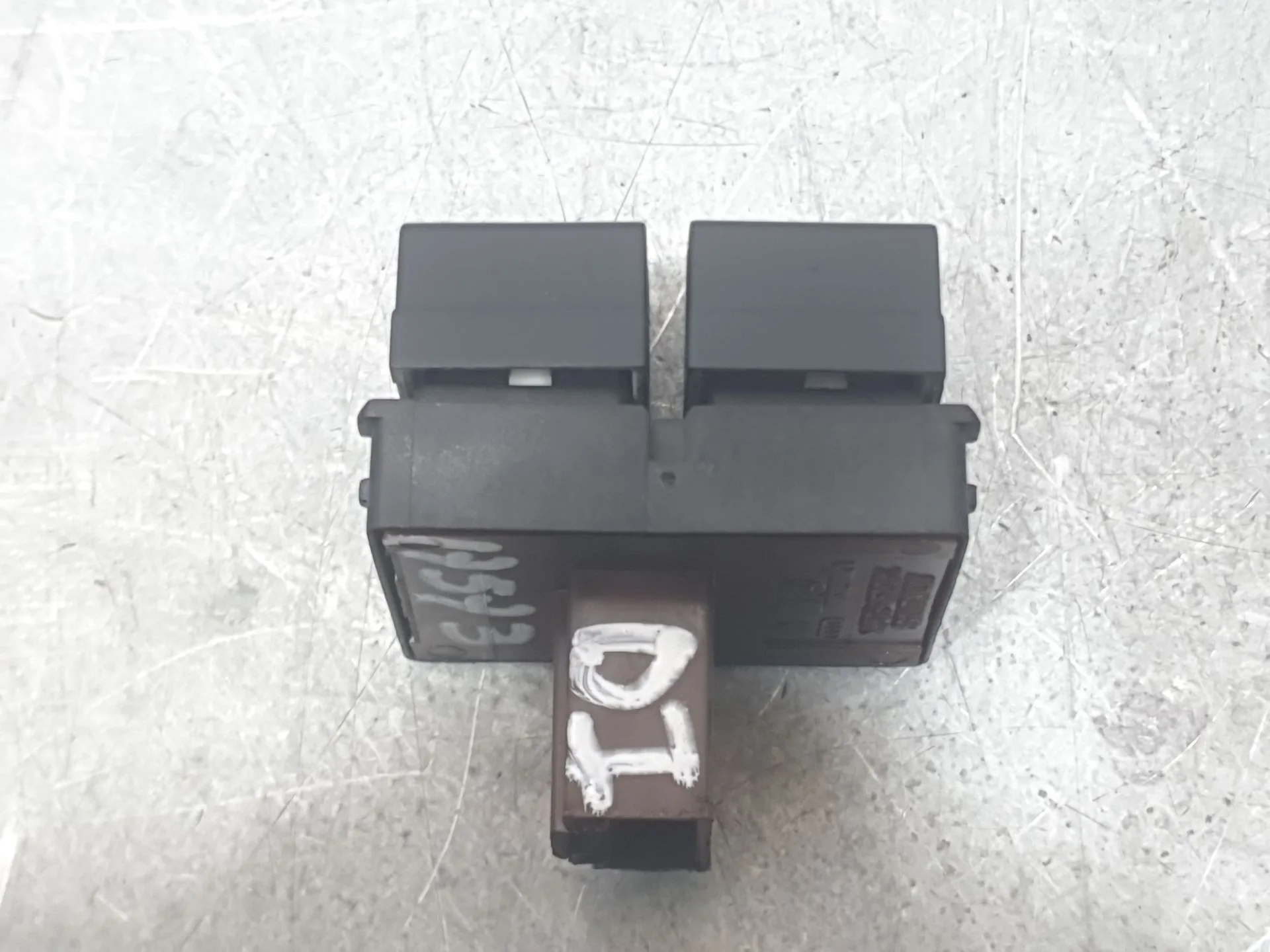 Mando Elevalunas Delantero Izquierdo para Volkswagen Golf V (1K1)