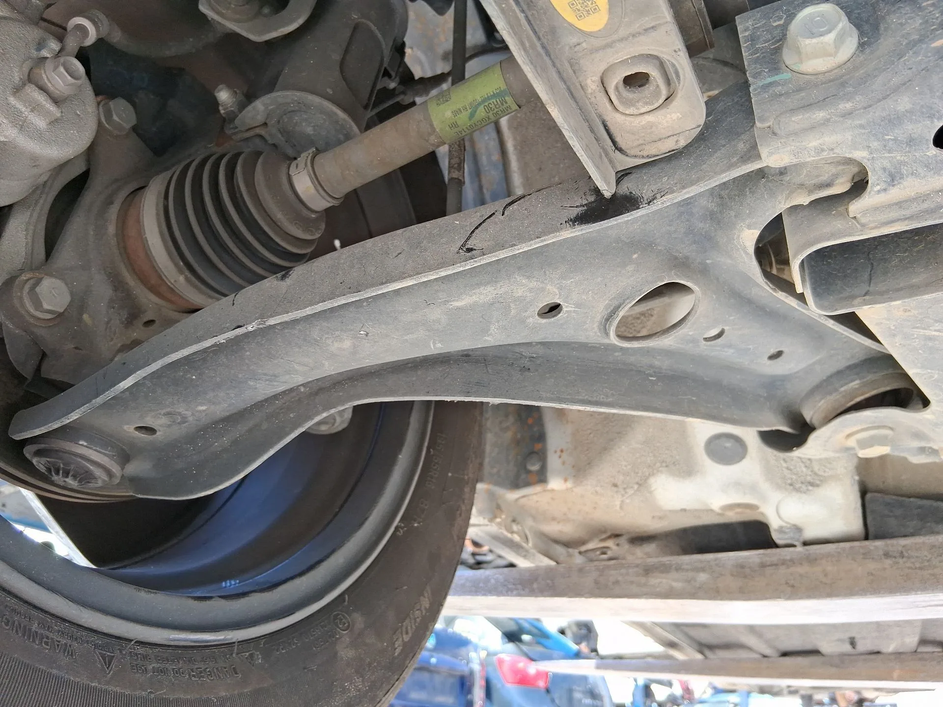 Brazo Suspension Inferior Delantero Derecho para Hyundai I20 Iii (Bc3, Bi3)