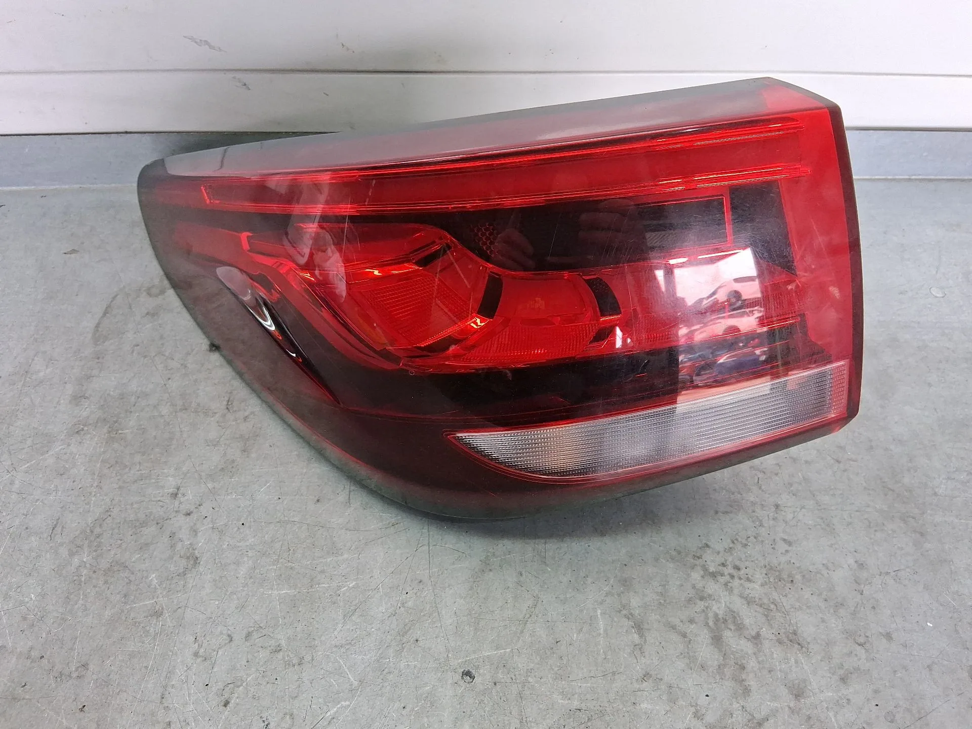 Piloto Trasero Izquierdo Interior para Mg Zs Suv (Azs1)