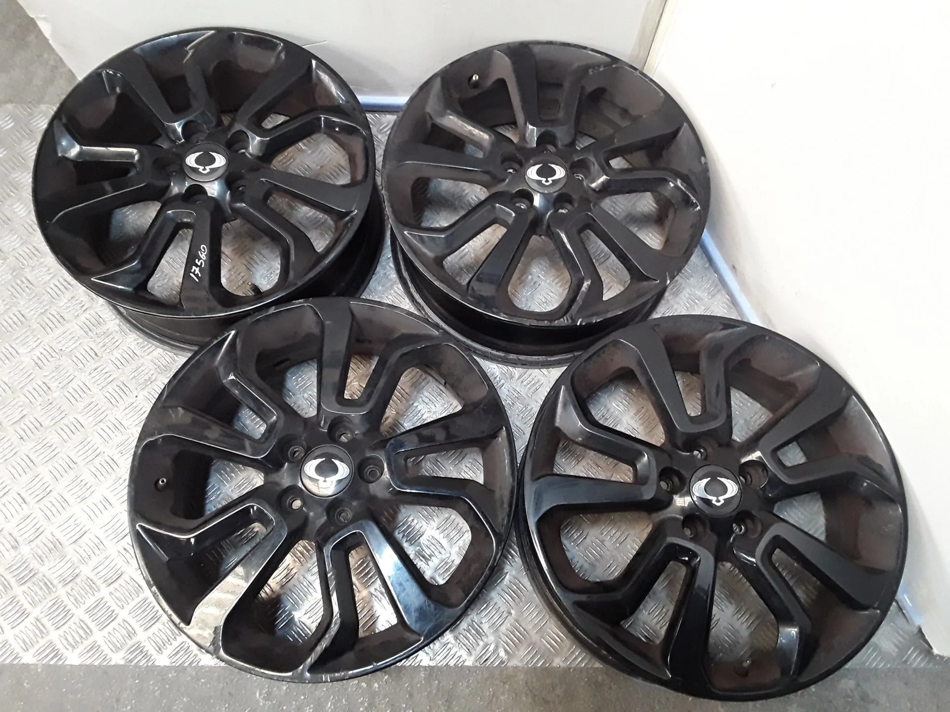 Juego Llantas Aluminio para Ssangyong Tivoli