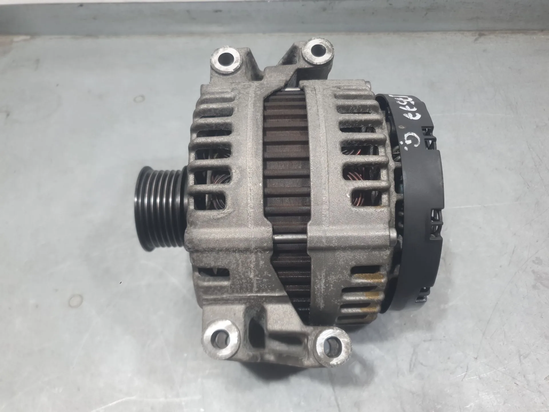 Alternador para Mercedes-Benz Clase E (W211)
