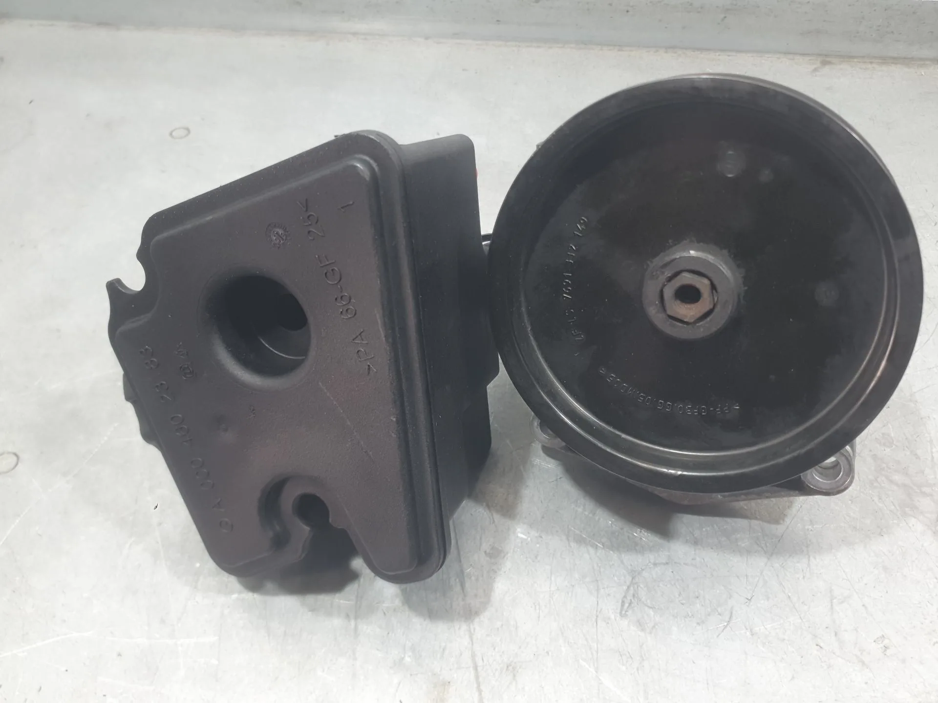 Bomba Direccion para Mercedes-Benz Clase E (W211)