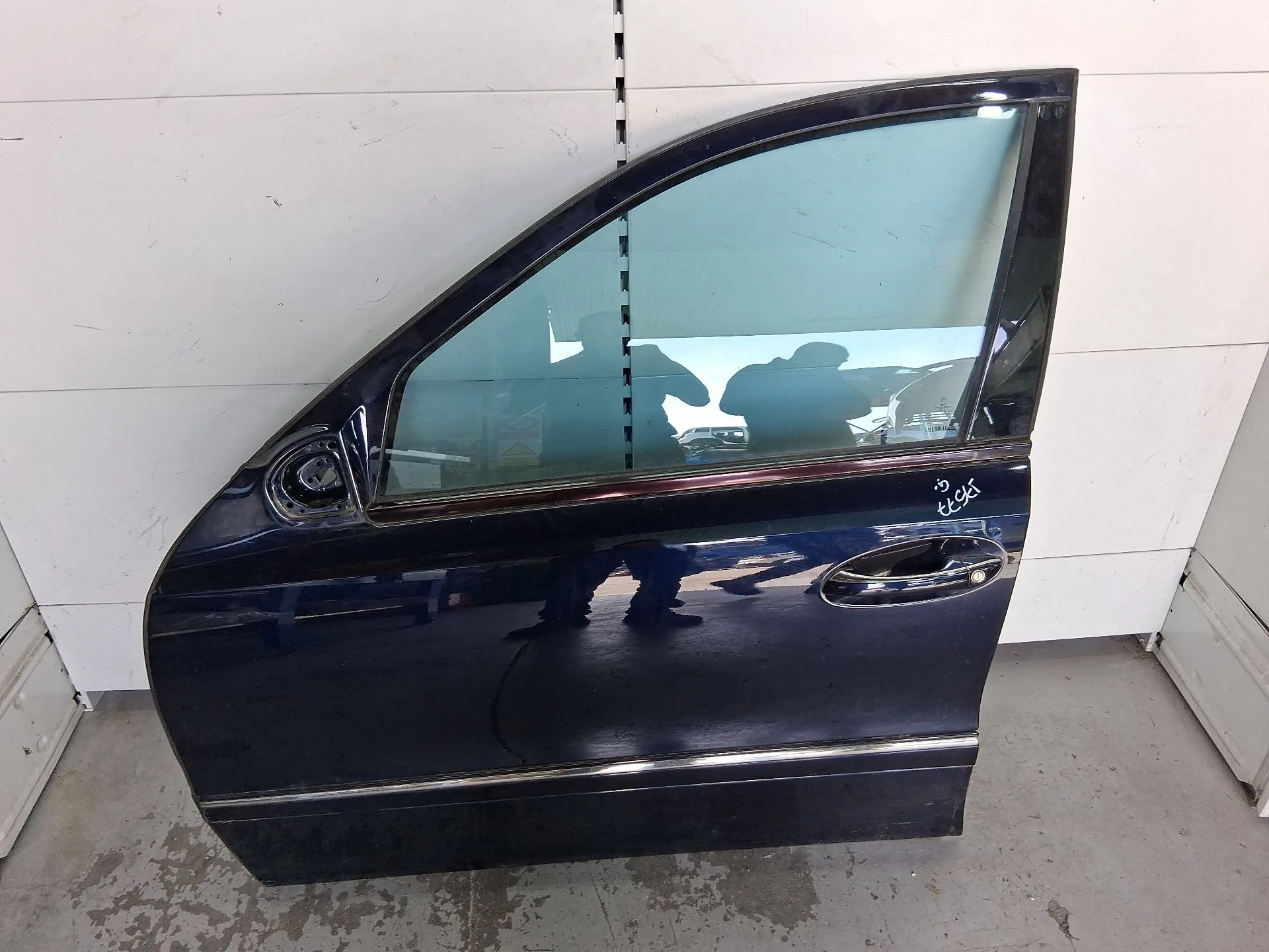 Puerta Delantera Izquierda para Mercedes-Benz Clase E (W211)
