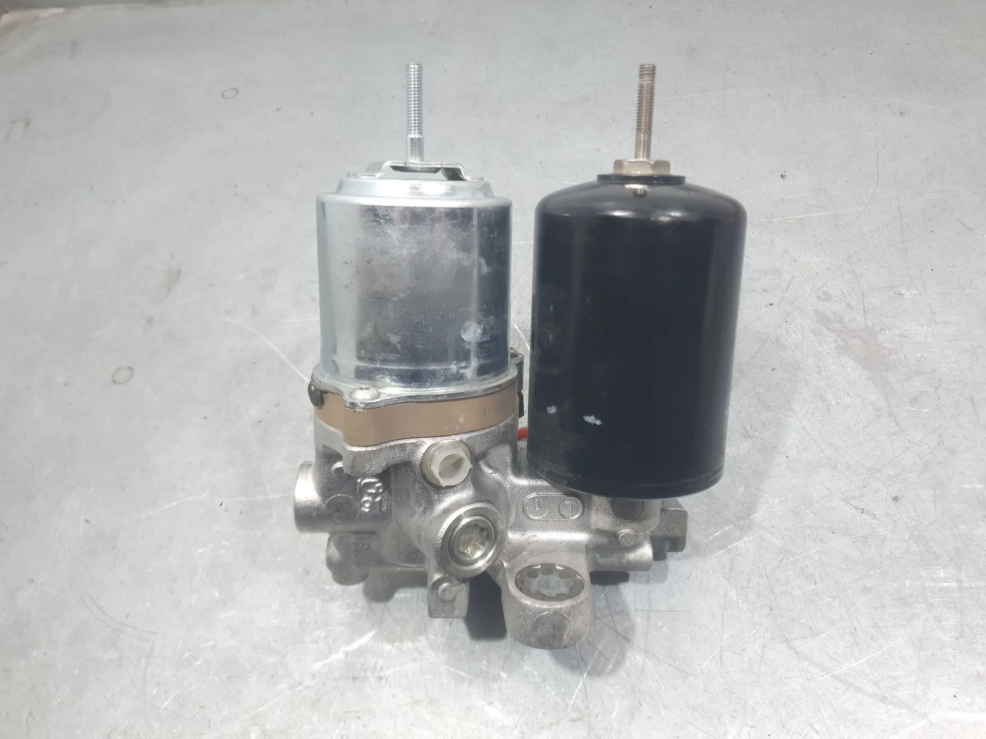 Bomba Abs para Toyota Yaris (_P13_)
