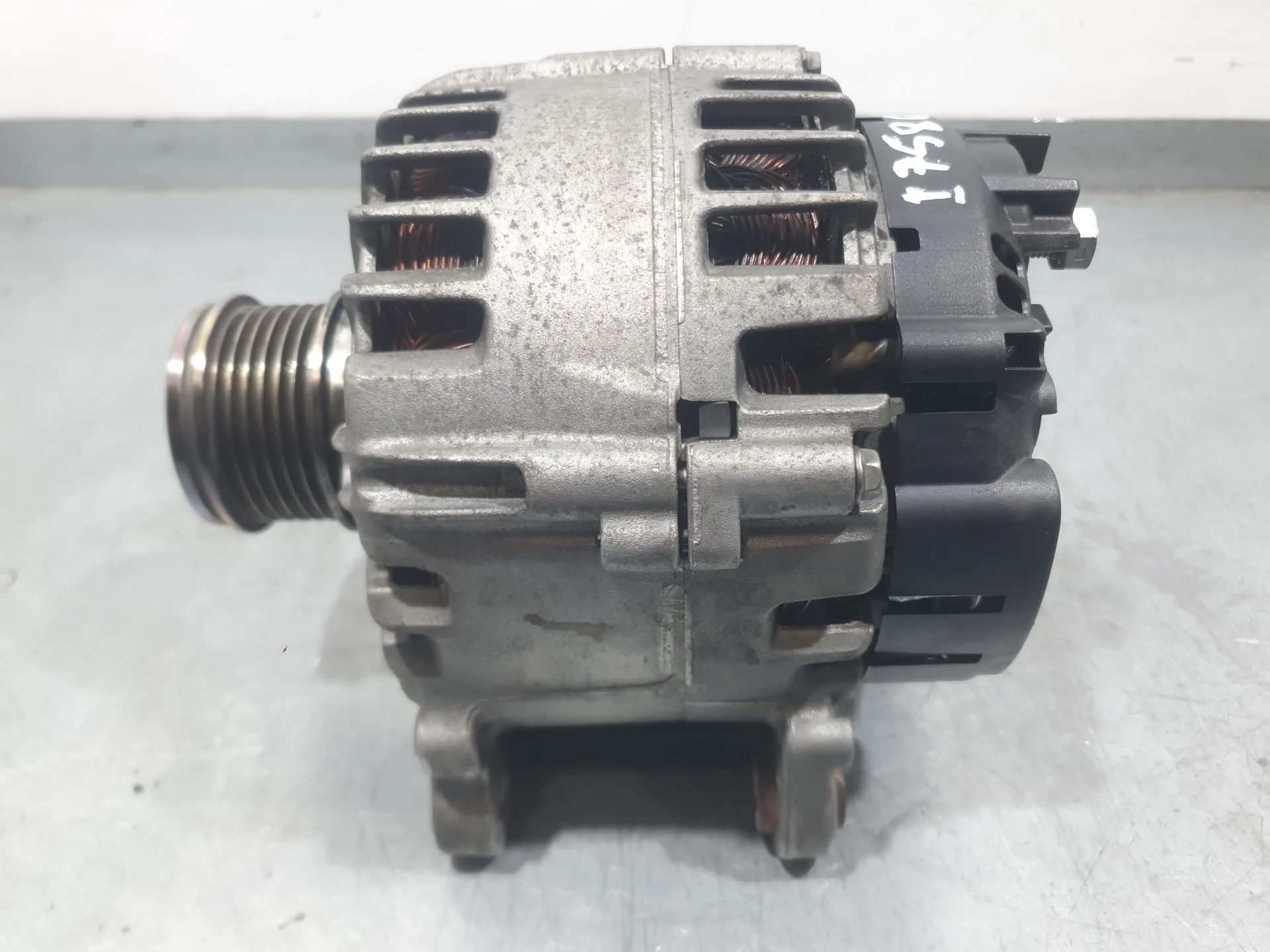 Alternador para Audi Q3 (8Ub, 8Ug)