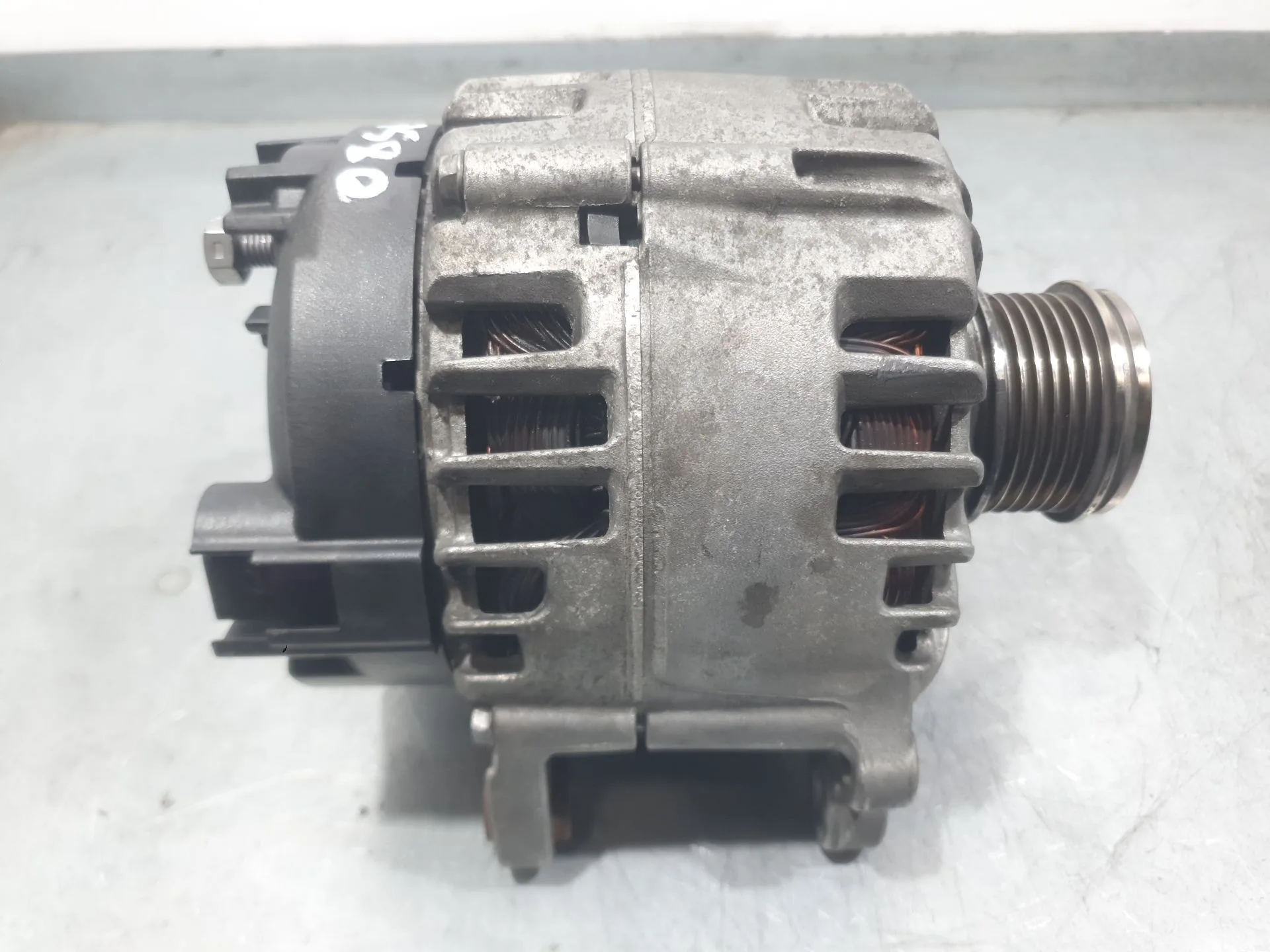 Alternador para Audi Q3 (8Ub, 8Ug)
