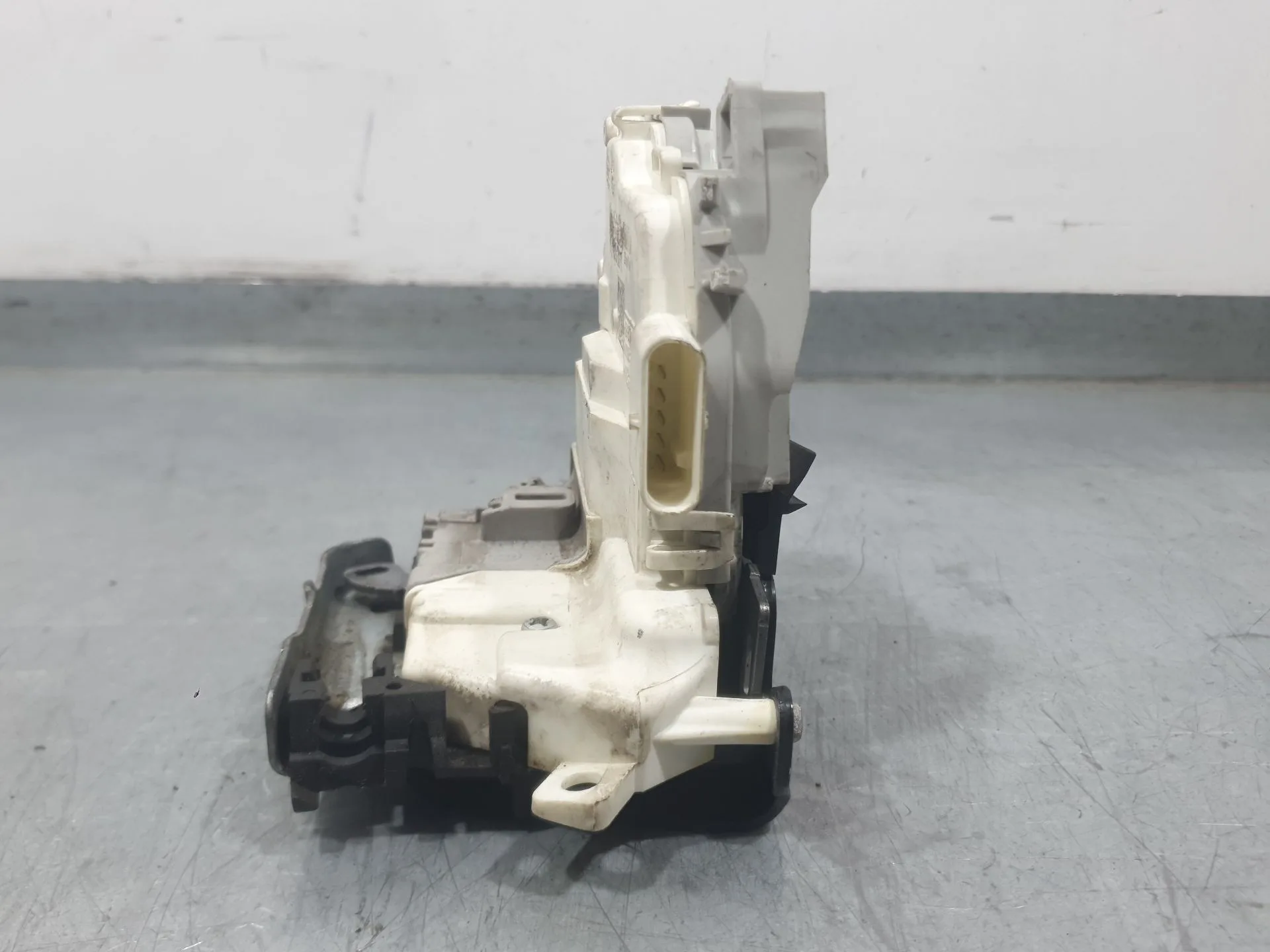 Cerradura Puerta Delantera Derecha para Audi Q3 (8Ub, 8Ug)