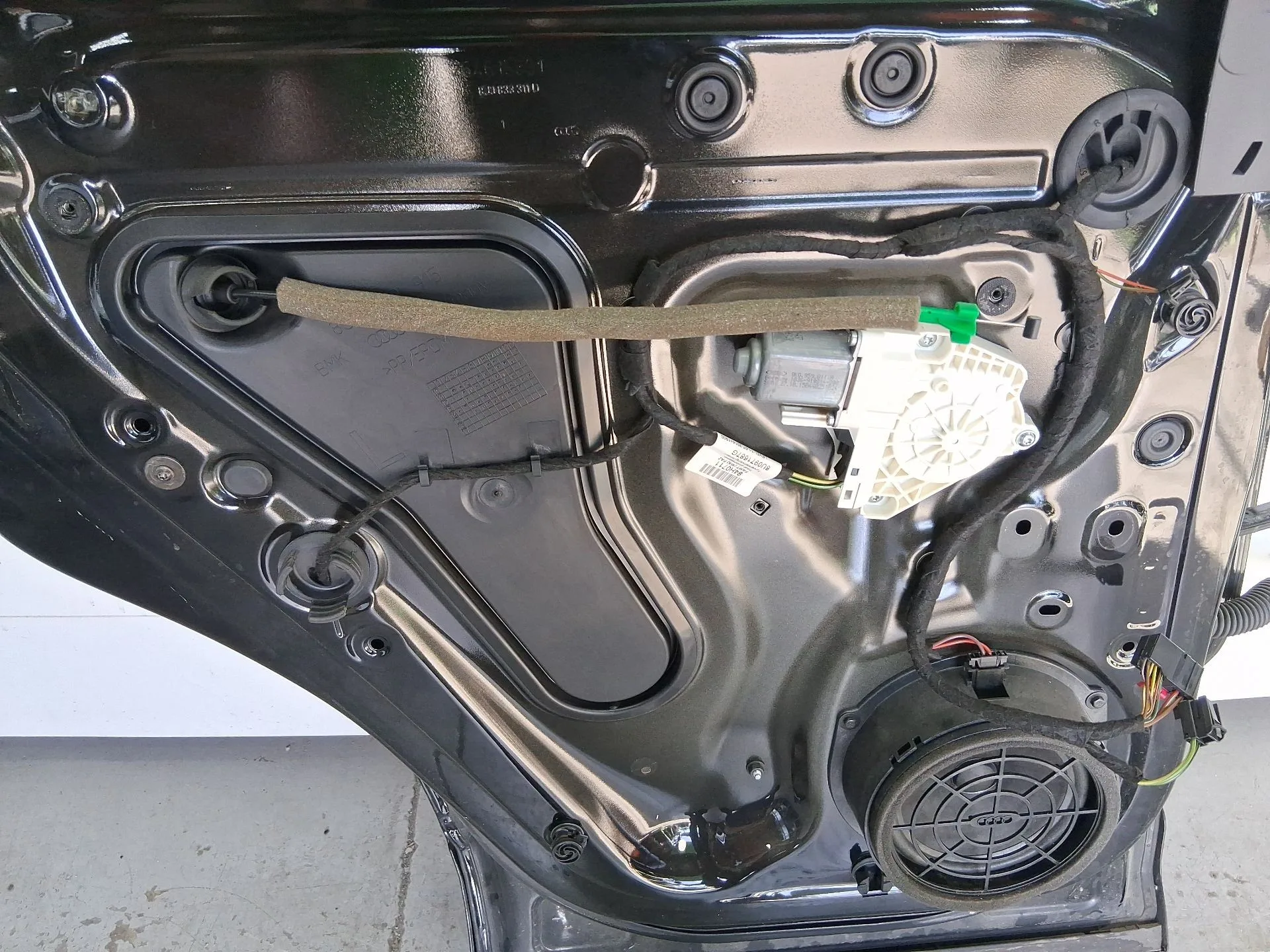 Elevalunas Trasero Izquierdo para Audi Q3 (8Ub, 8Ug)