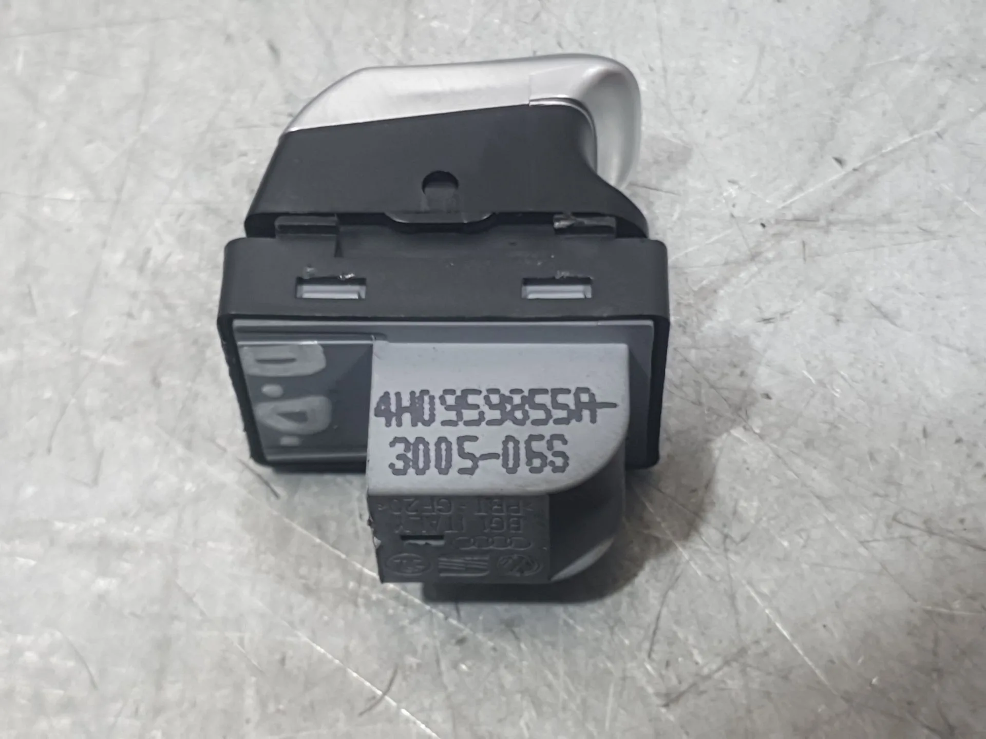 Mando Elevalunas Delantero Derecho para Audi Q3 (8Ub, 8Ug)