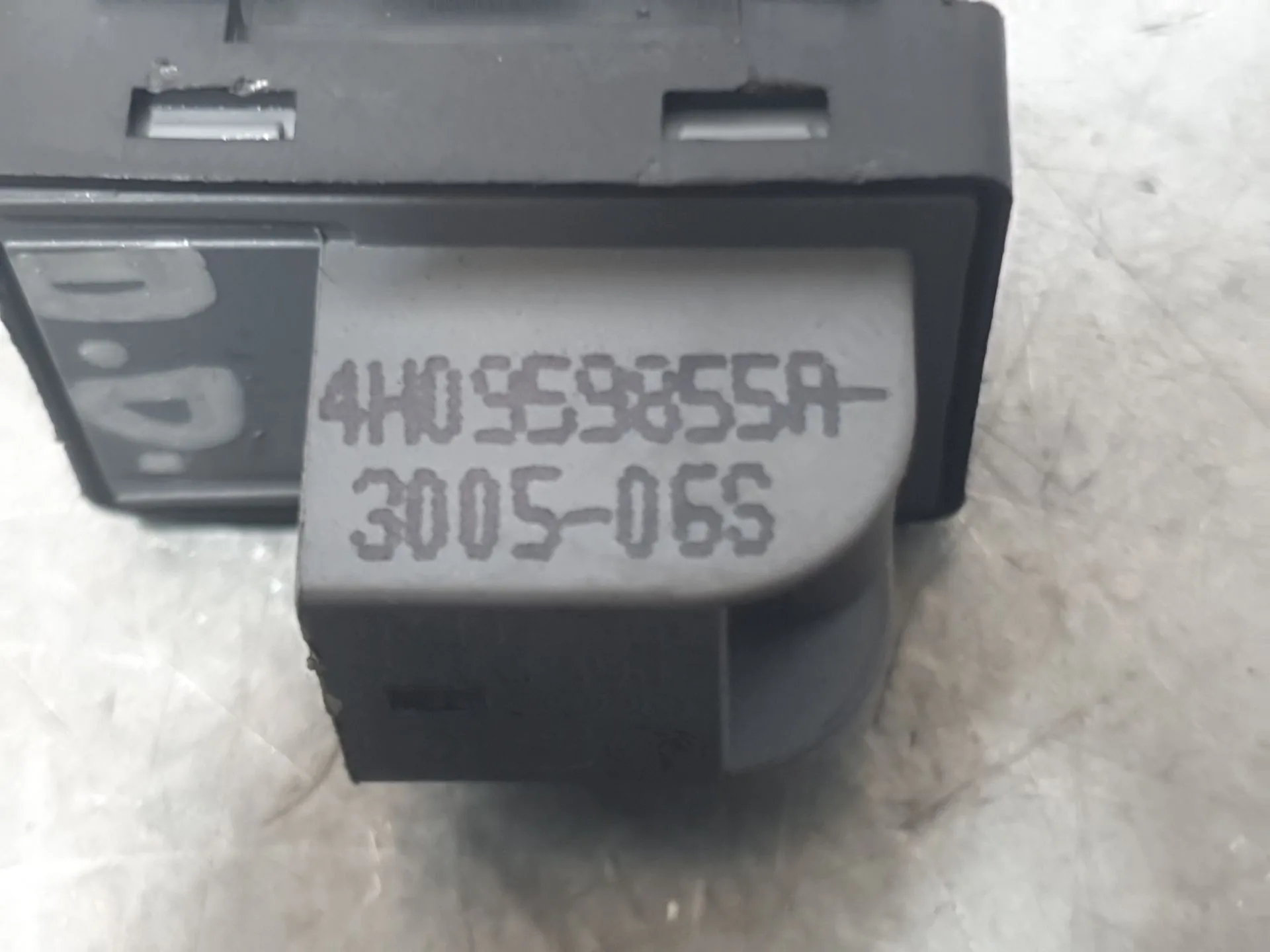 Mando Elevalunas Delantero Derecho para Audi Q3 (8Ub, 8Ug)