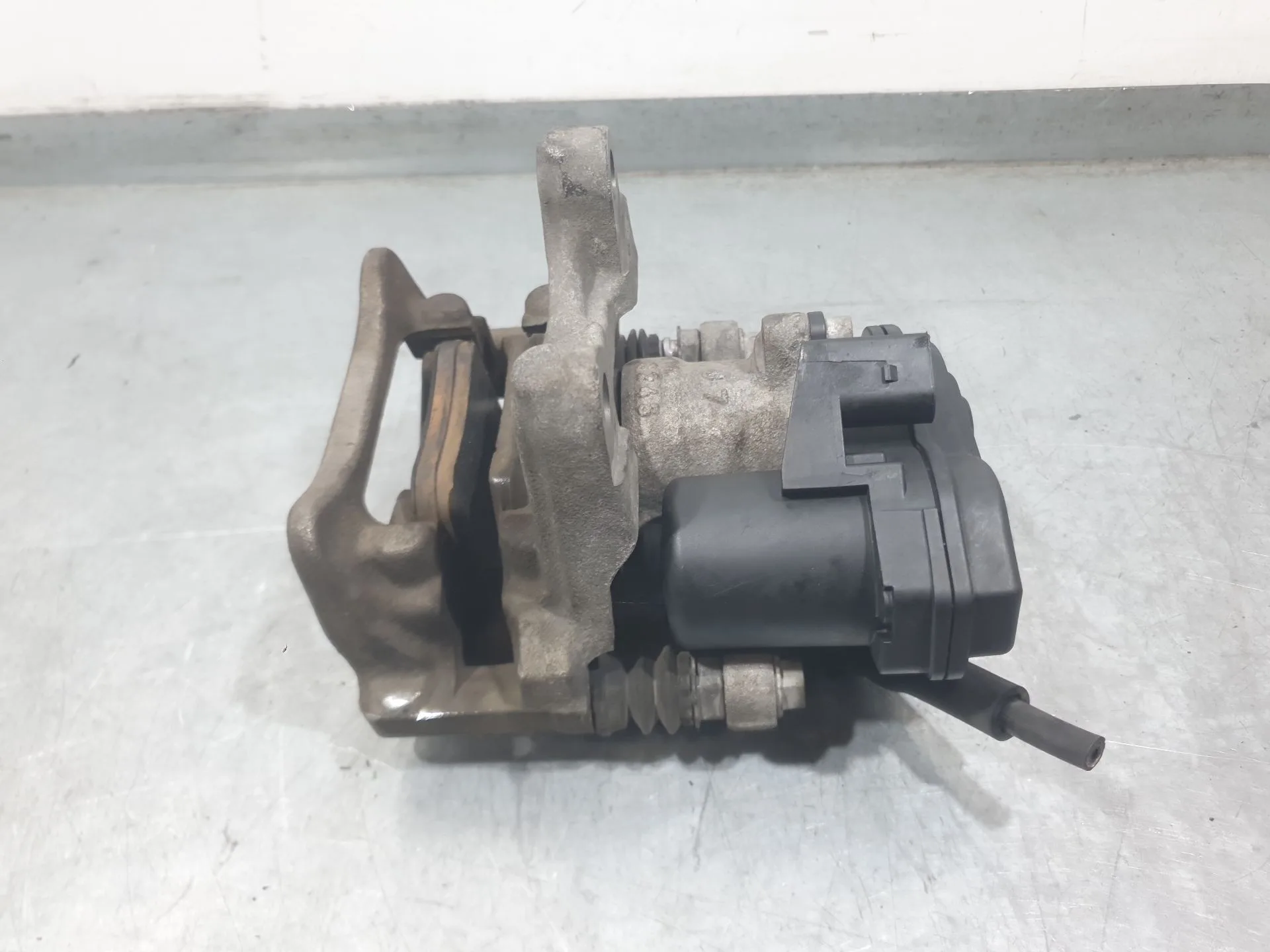 Pinza Freno Trasera Izquierda para Audi Q3 (8Ub, 8Ug)