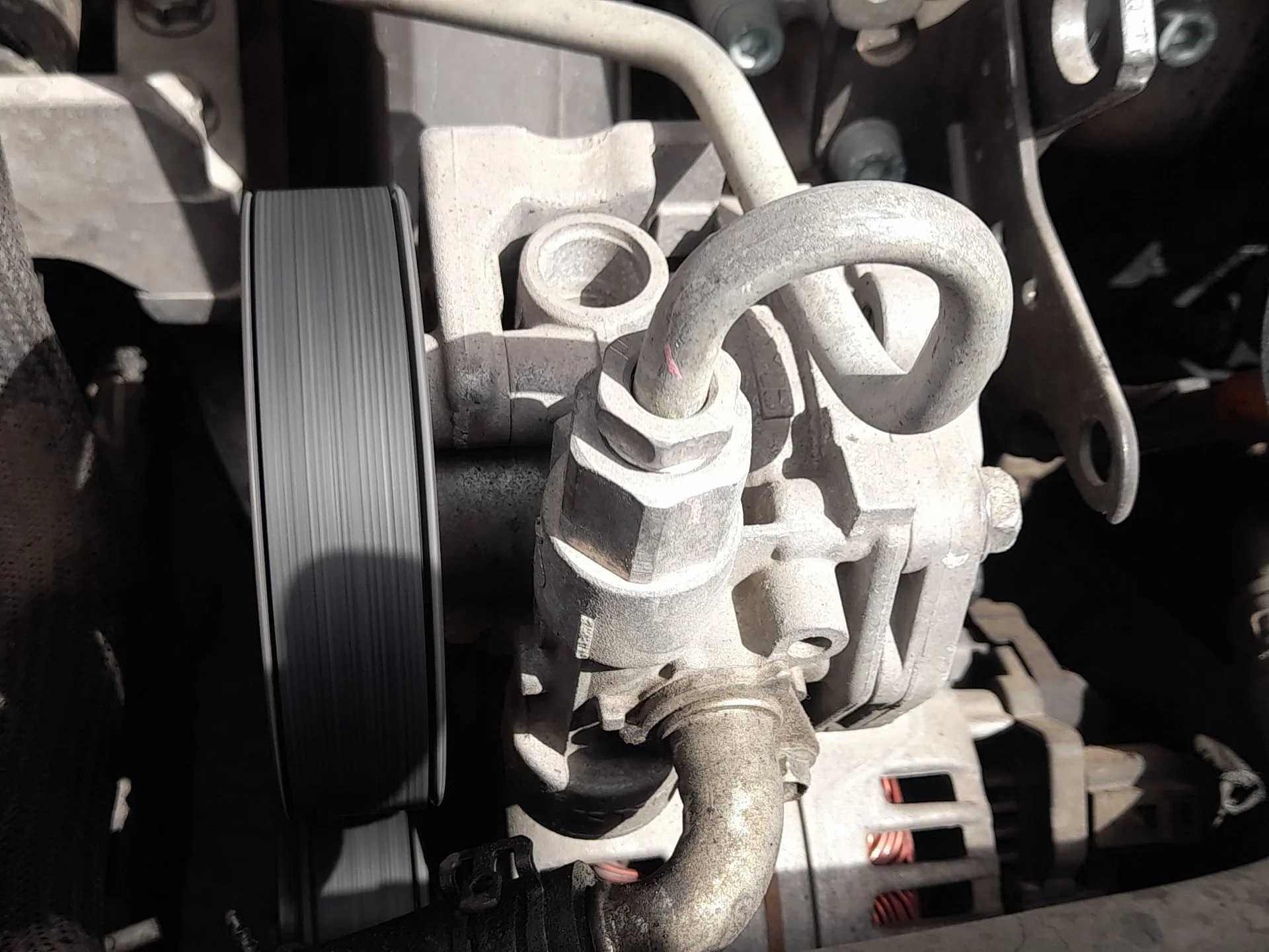 Bomba Direccion para Dodge Caliber