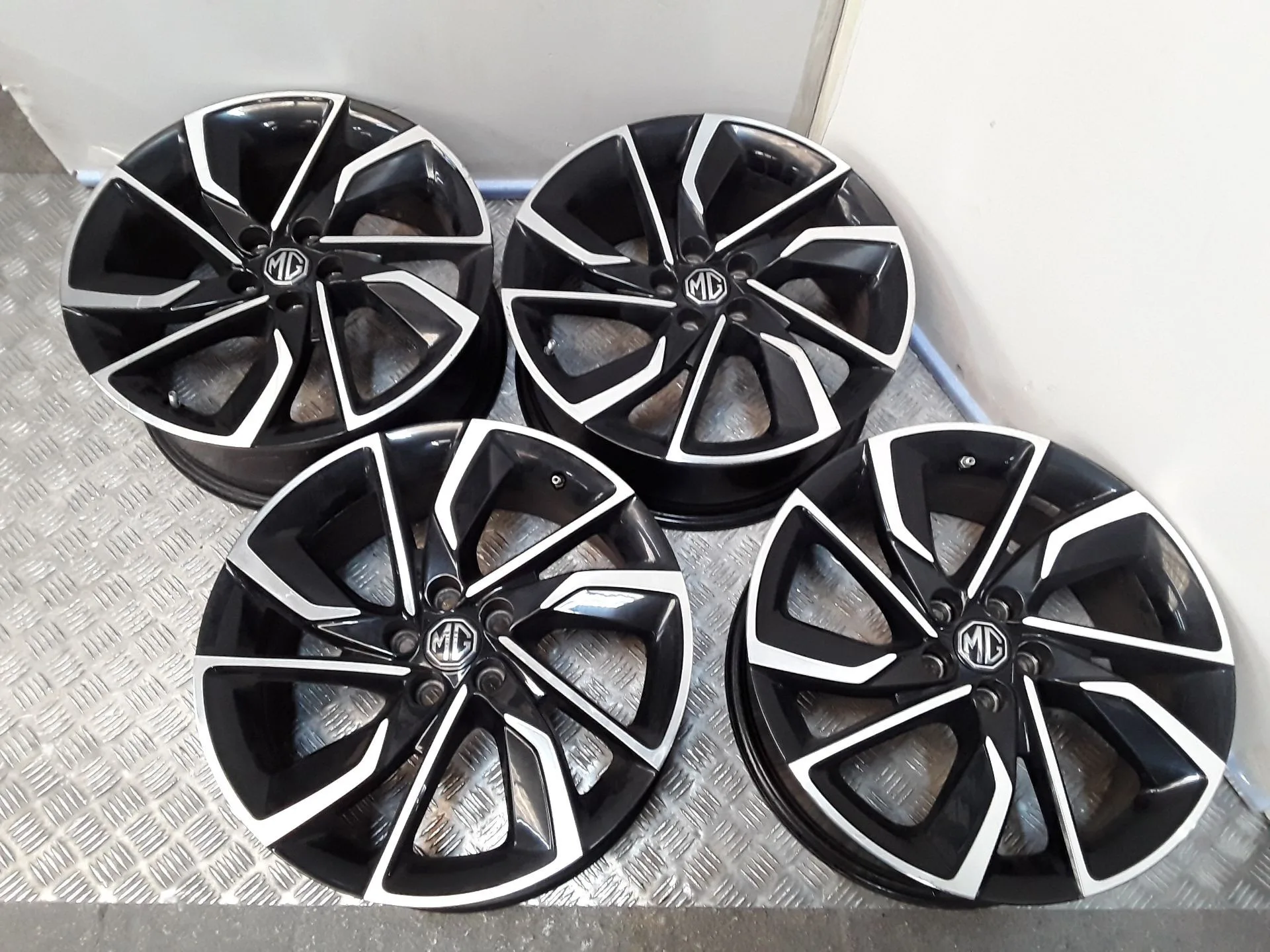 Juego Llantas Aluminio para Mg Zs Suv (Azs1)
