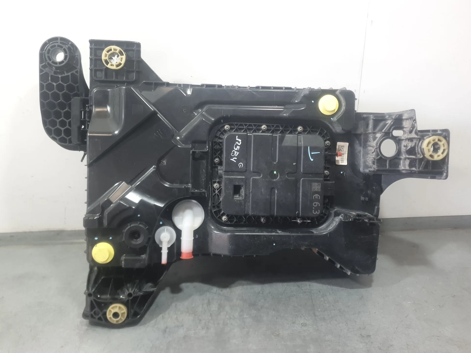 Deposito Adblue para Peugeot 3008 Ii Suv (Mc_, Mr_, Mj_, M4_)