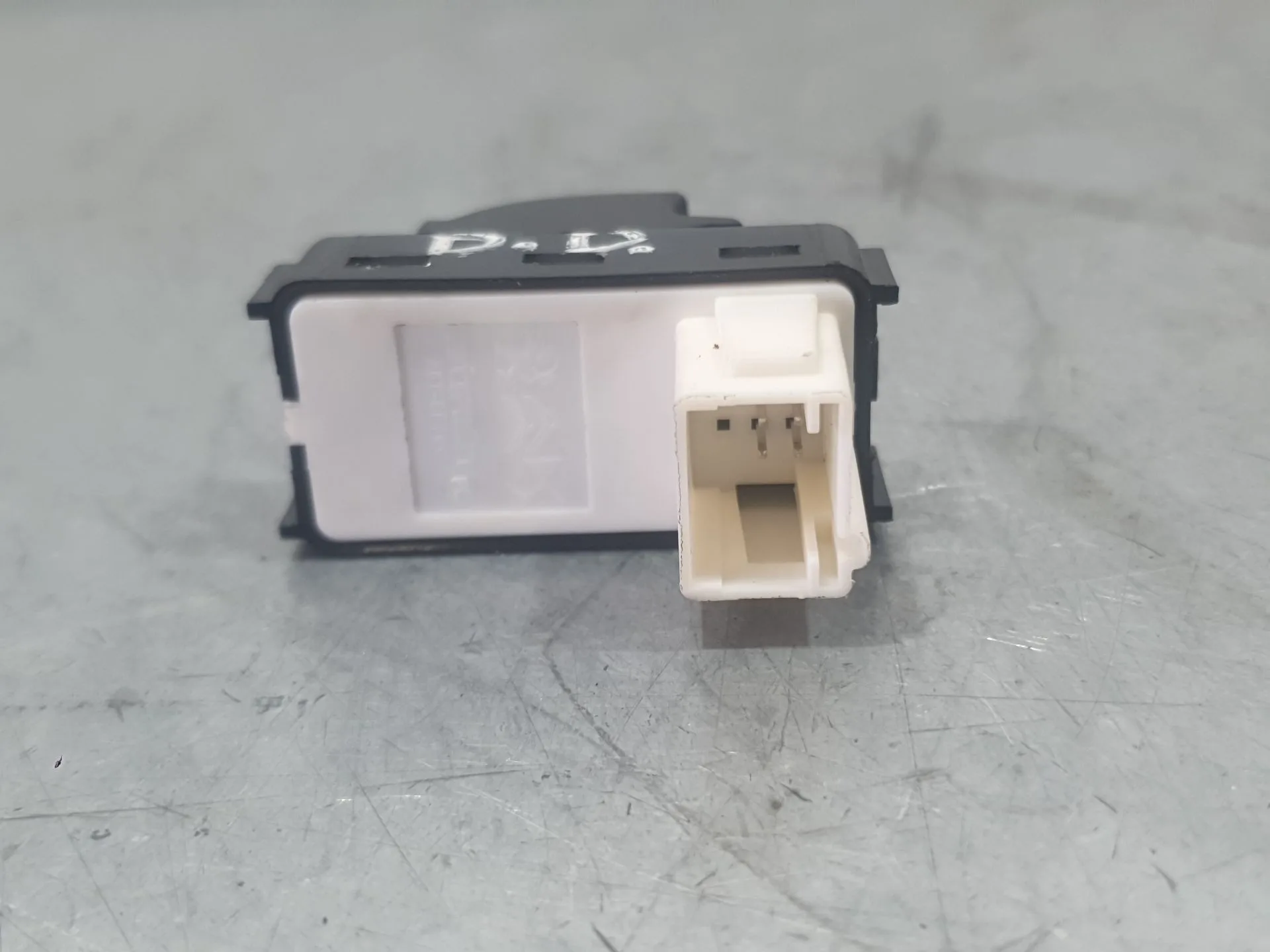 Mando Elevalunas Delantero Derecho para Peugeot 3008 Ii Suv (Mc_, Mr_, Mj_, M4_)