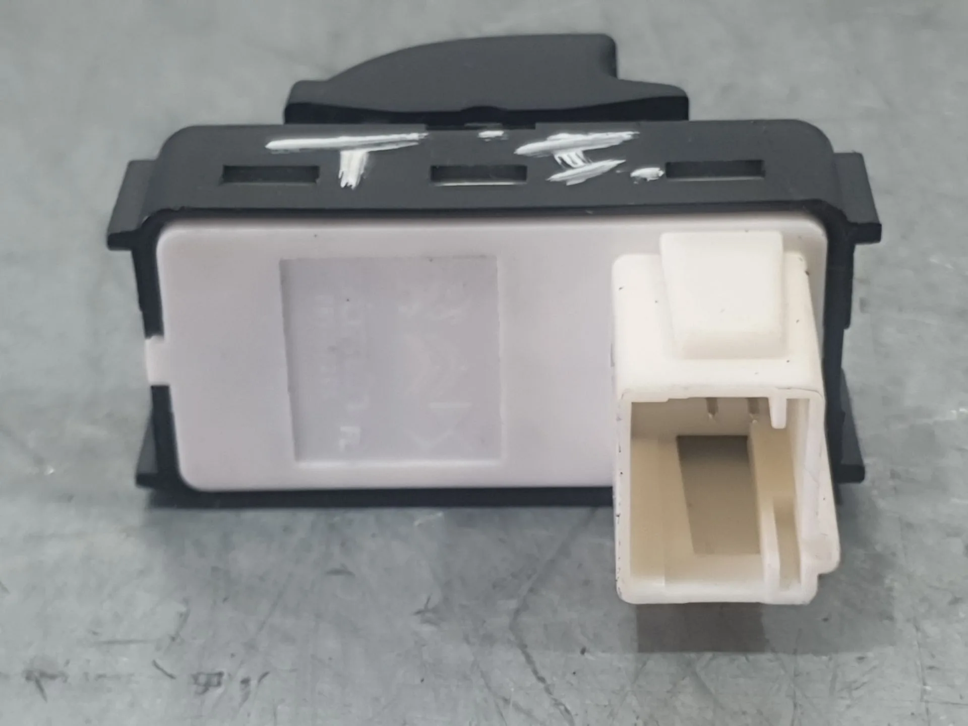 Mando Elevalunas Trasero Izquierdo para Peugeot 3008 Ii Suv (Mc_, Mr_, Mj_, M4_)