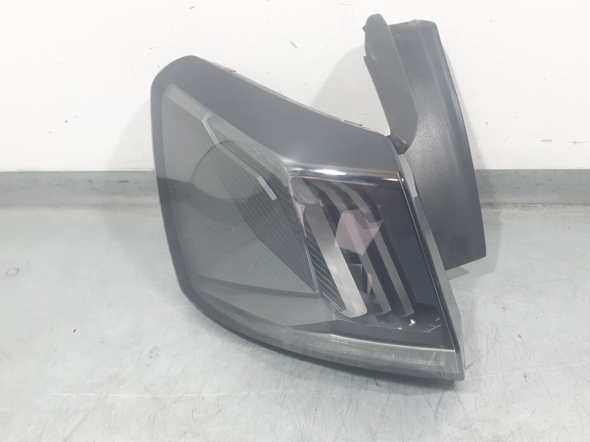 Piloto Trasero Izquierdo Interior para Peugeot 3008 Ii Suv (Mc_, Mr_, Mj_, M4_)