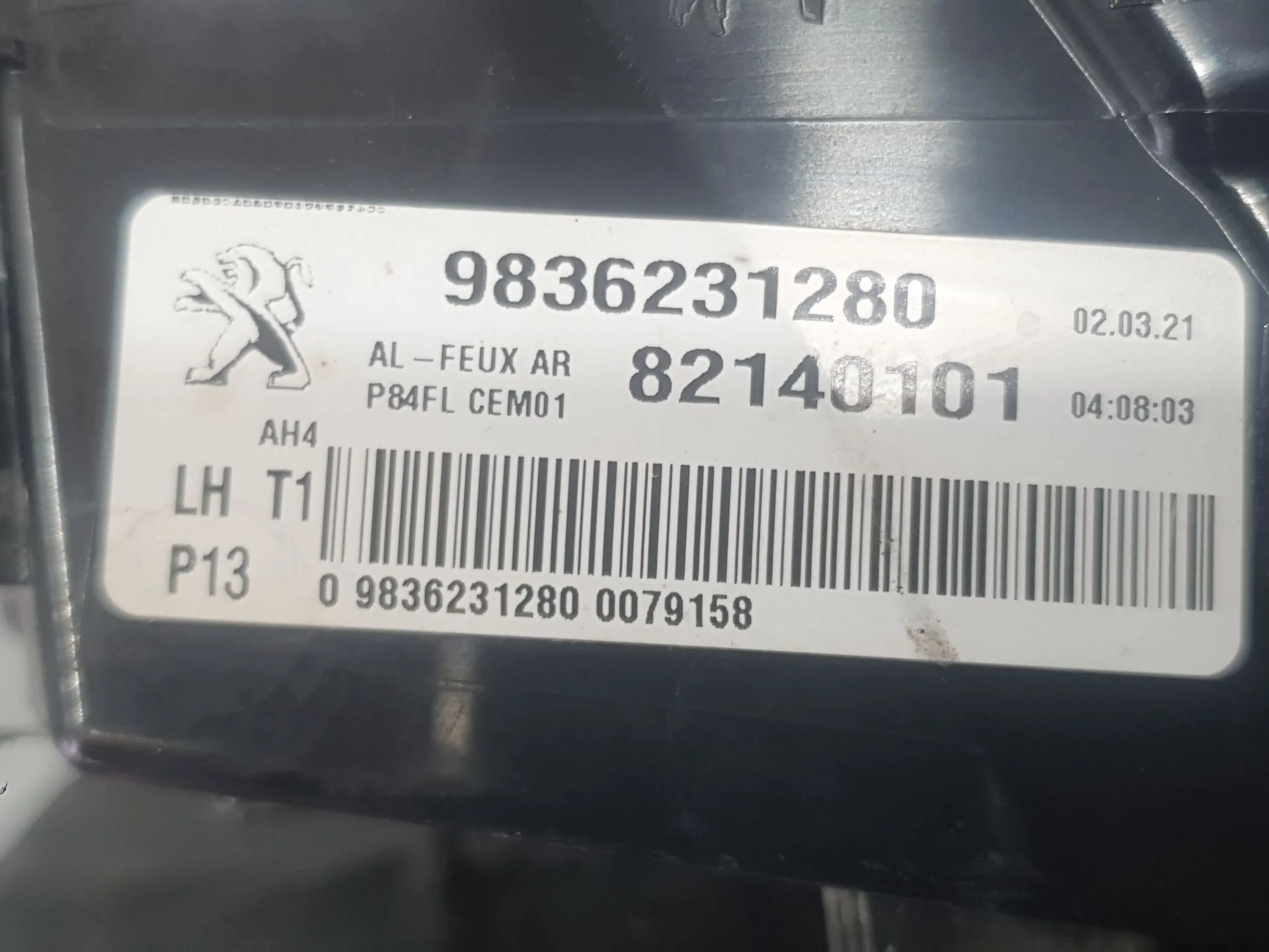 Piloto Trasero Izquierdo Interior para Peugeot 3008 Ii Suv (Mc_, Mr_, Mj_, M4_)