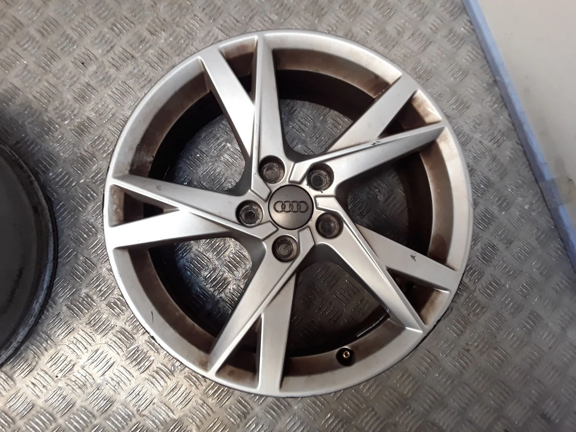 Juego Llantas Aluminio para Audi Q3 (8Ub, 8Ug)