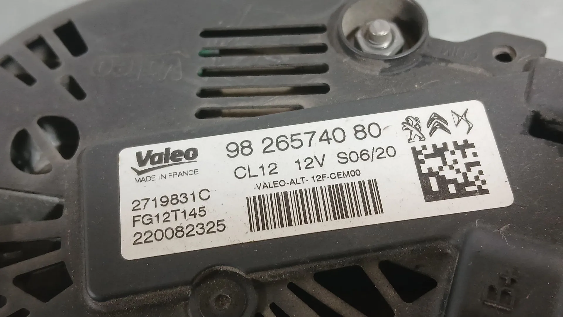 Alternador para Opel Corsa F (P2Jo)