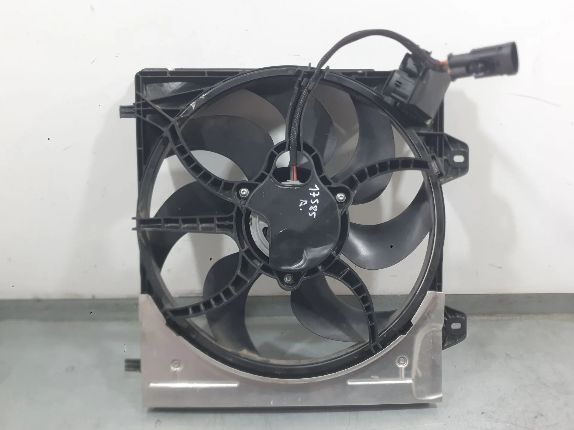 Electroventilador para Opel Corsa F (P2Jo)