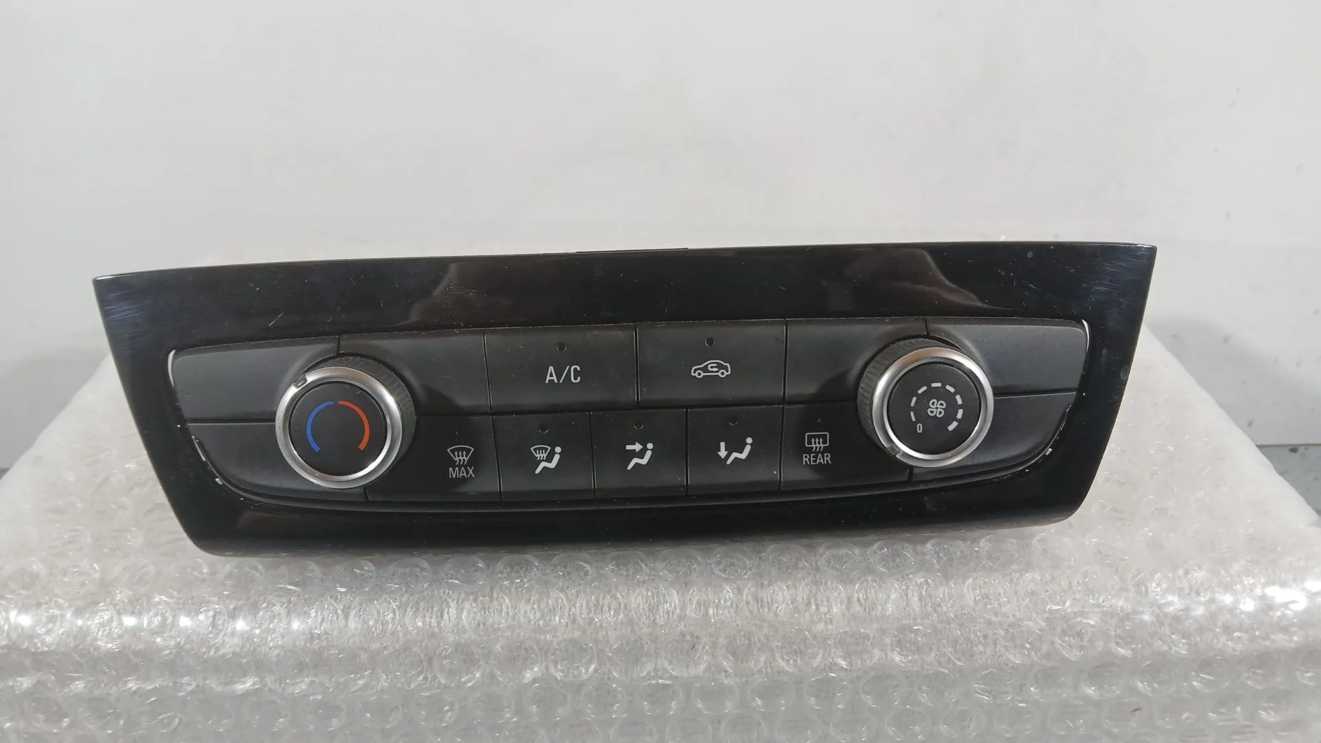 Mando Climatizador para Opel Corsa F (P2Jo)