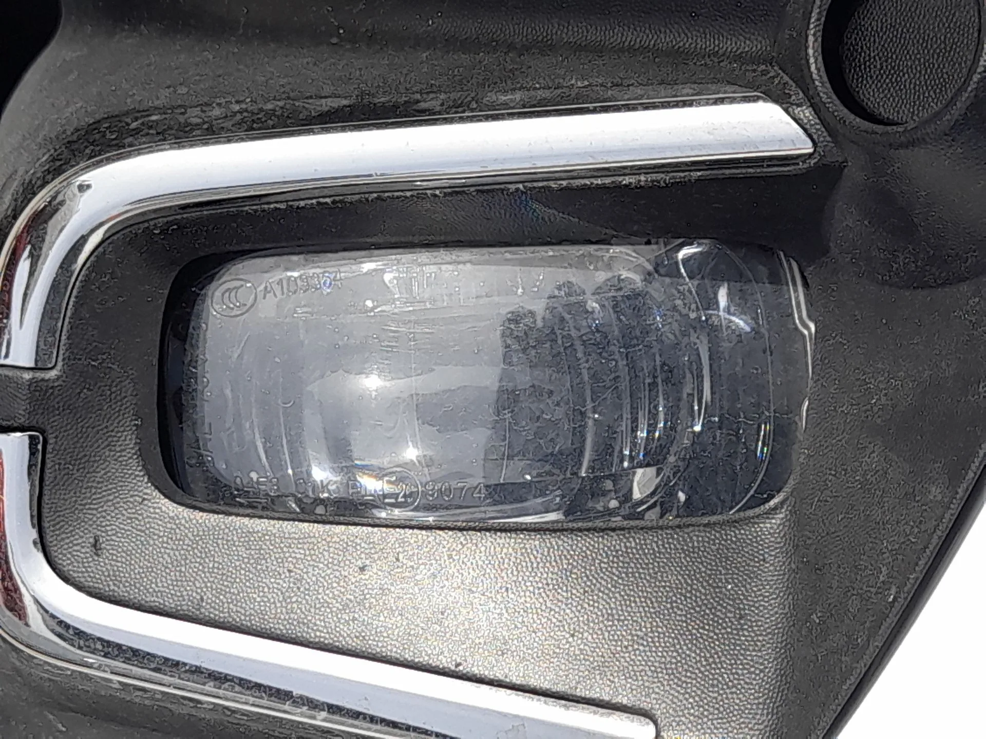 Faro Antiniebla Derecho para Renault Clio V (B7_)