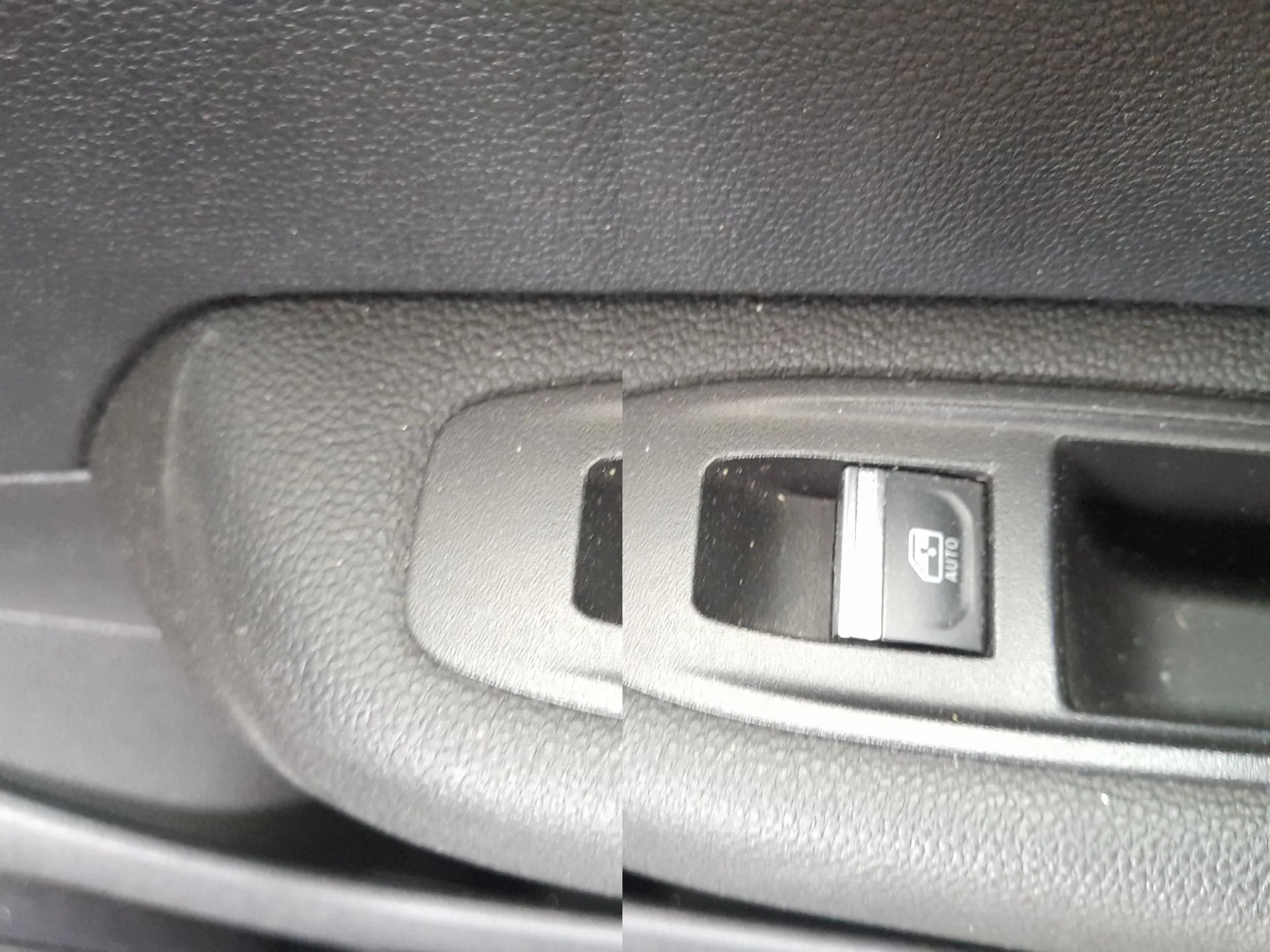 Mando Elevalunas Trasero Derecho para Renault Clio V (B7_)